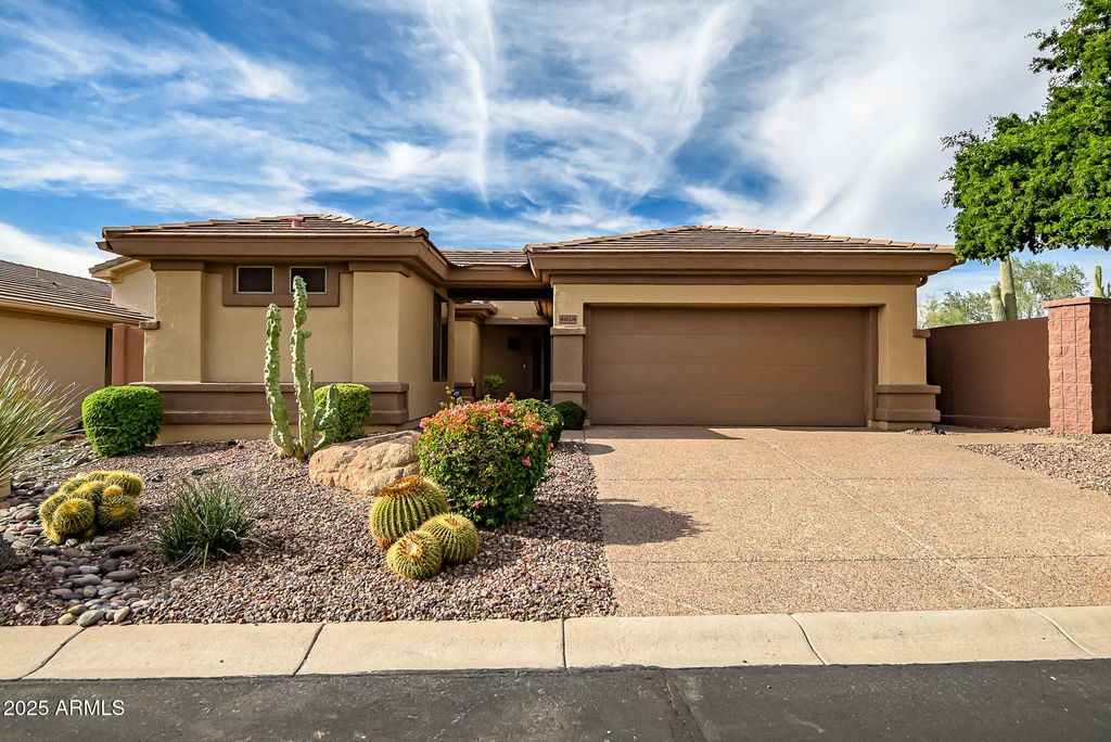 Photo of 41628 N Cedar Chase Road, Anthem, AZ 85086 (MLS # 6944164)