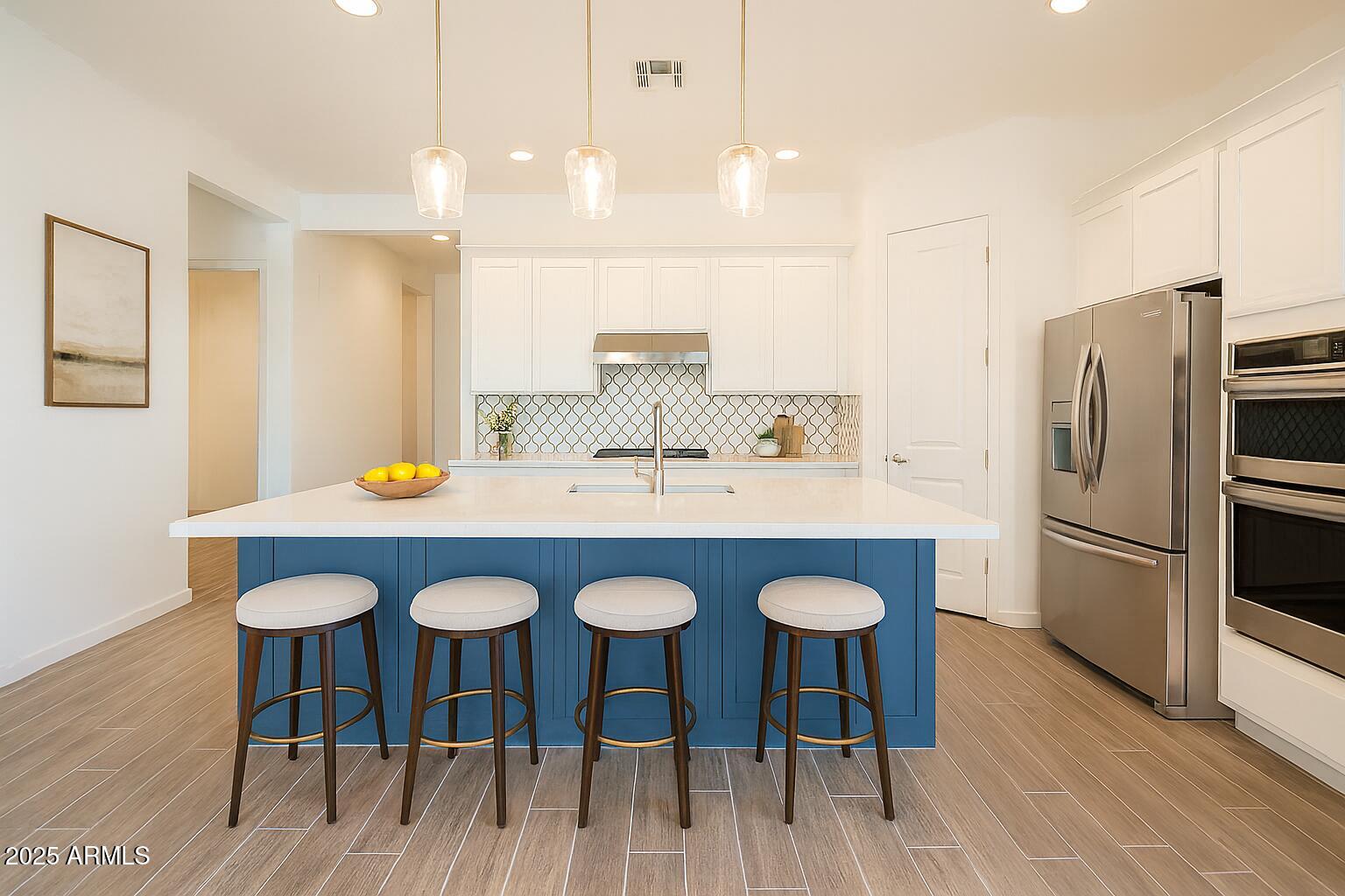 11228 E UNITY Avenue