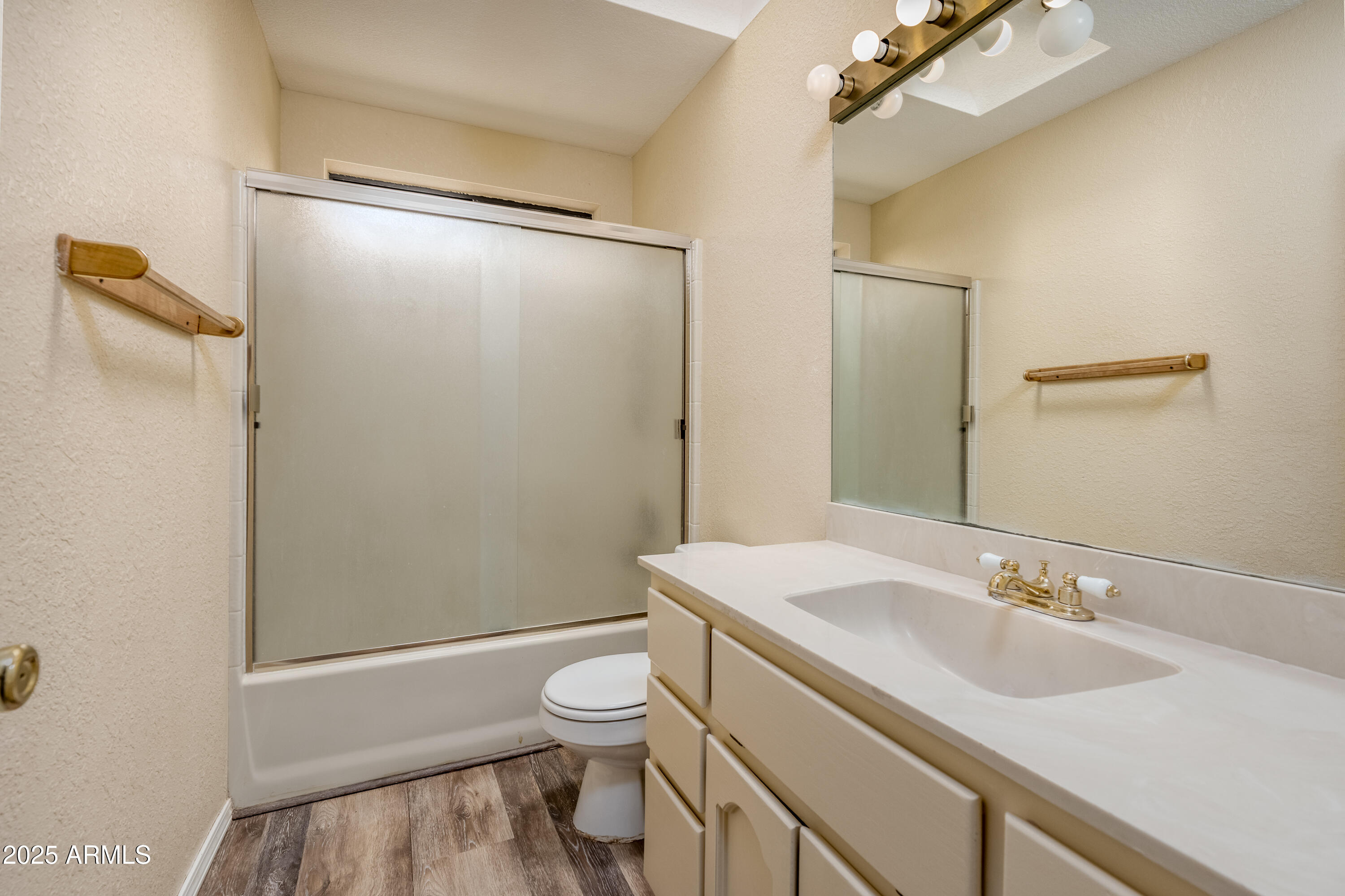 Cottonwood, Arizona 86326, United States, 3 Bedrooms Bedrooms, ,2 BathroomsBathrooms,Residential,Pending,182921