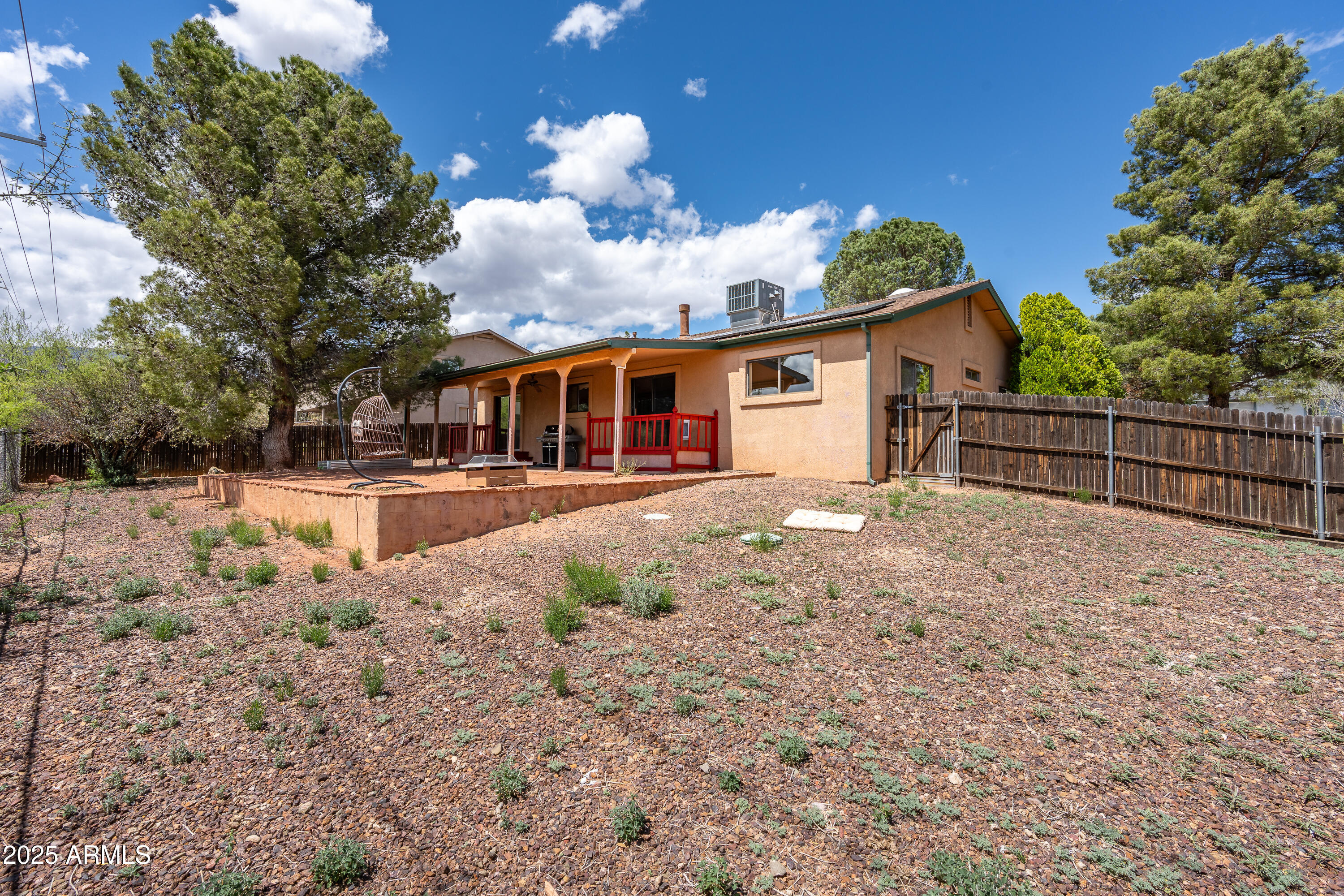 Cottonwood, Arizona 86326, United States, 3 Bedrooms Bedrooms, ,2 BathroomsBathrooms,Residential,Pending,182921