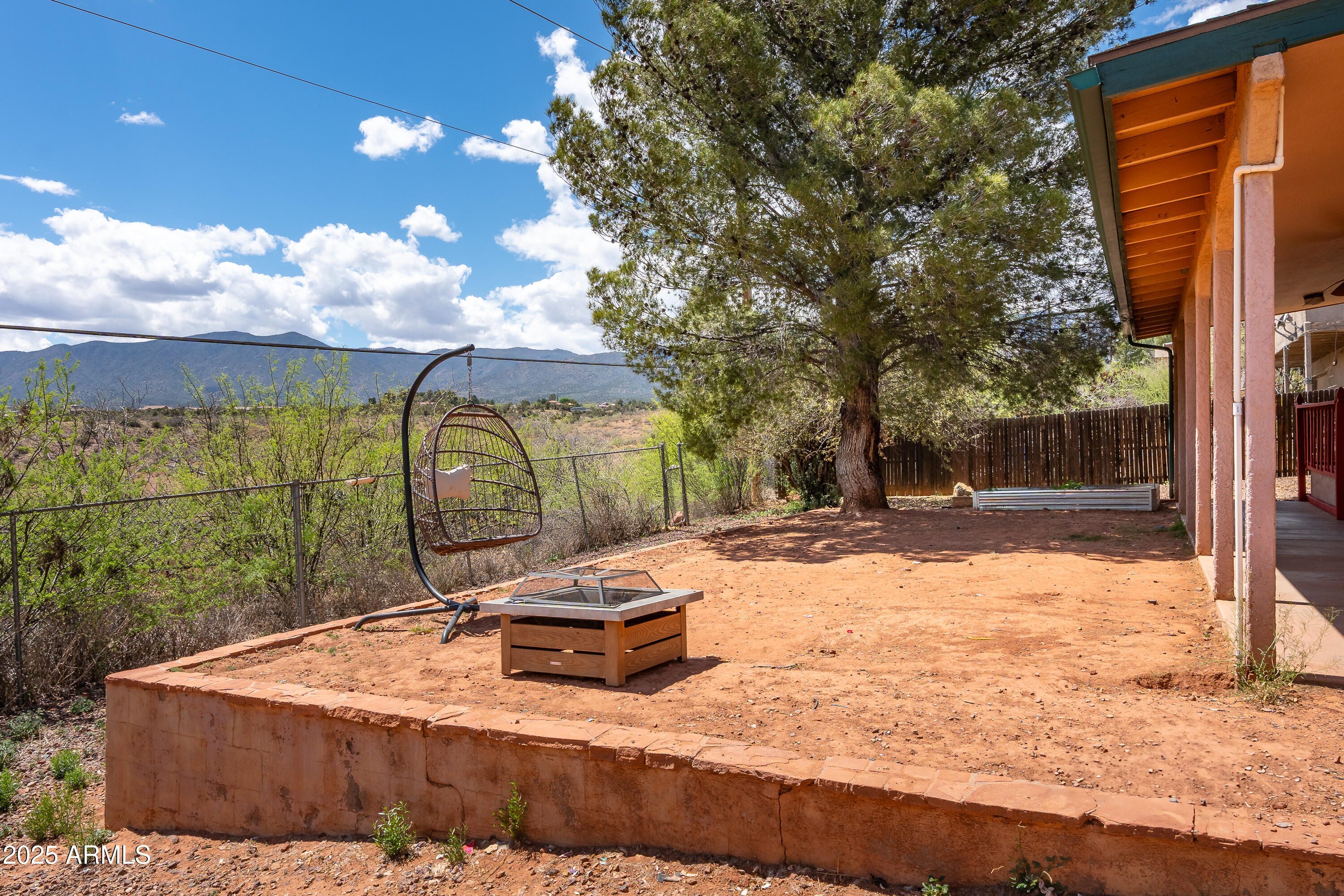 Cottonwood, Arizona 86326, United States, 3 Bedrooms Bedrooms, ,2 BathroomsBathrooms,Residential,Pending,182921