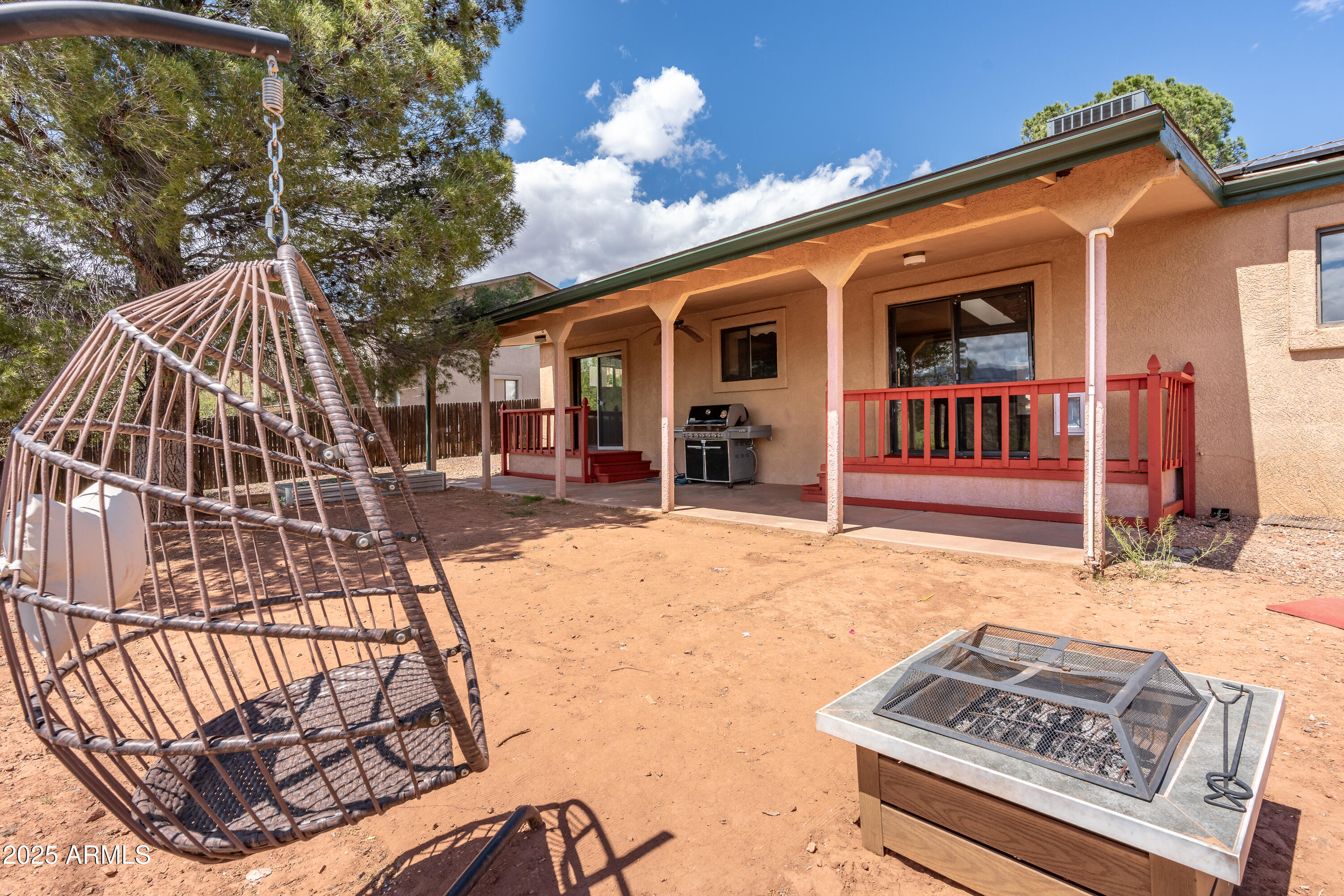 Cottonwood, Arizona 86326, United States, 3 Bedrooms Bedrooms, ,2 BathroomsBathrooms,Residential,Pending,182921