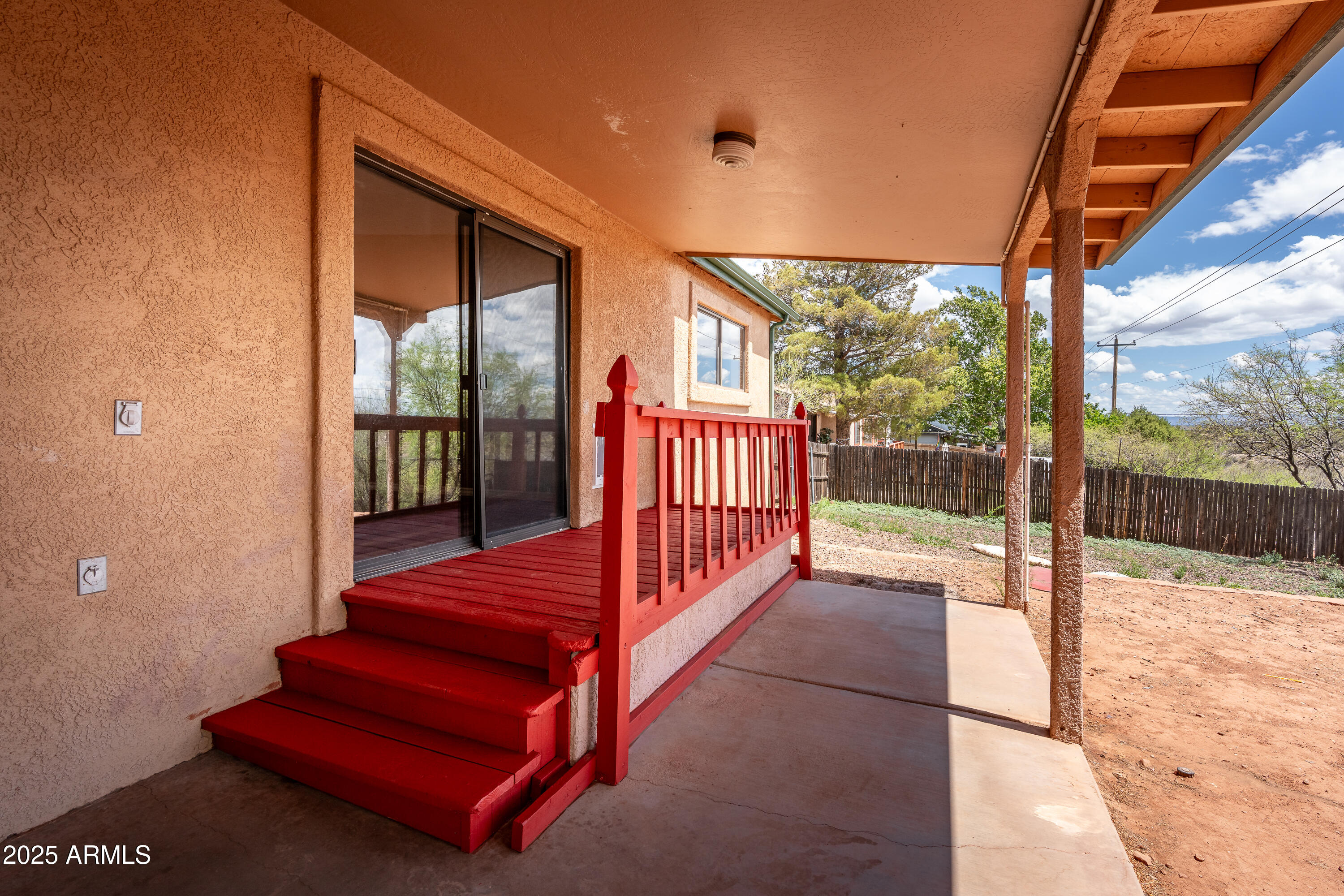 Cottonwood, Arizona 86326, United States, 3 Bedrooms Bedrooms, ,2 BathroomsBathrooms,Residential,Pending,182921