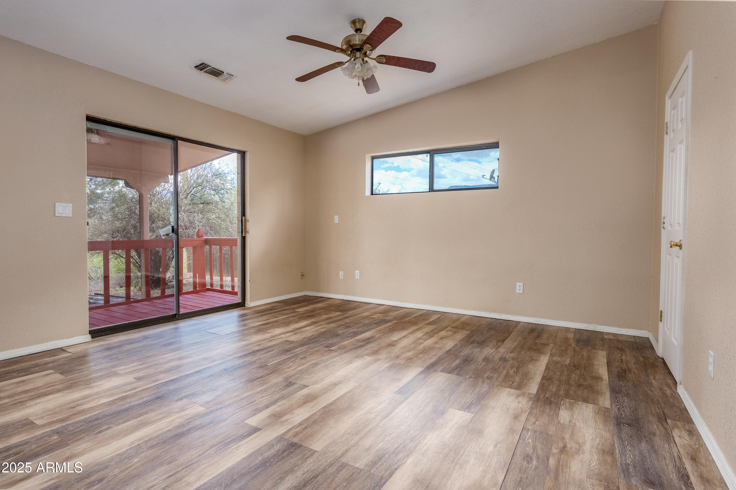 Cottonwood, Arizona 86326, United States, 3 Bedrooms Bedrooms, ,2 BathroomsBathrooms,Residential,Pending,182921