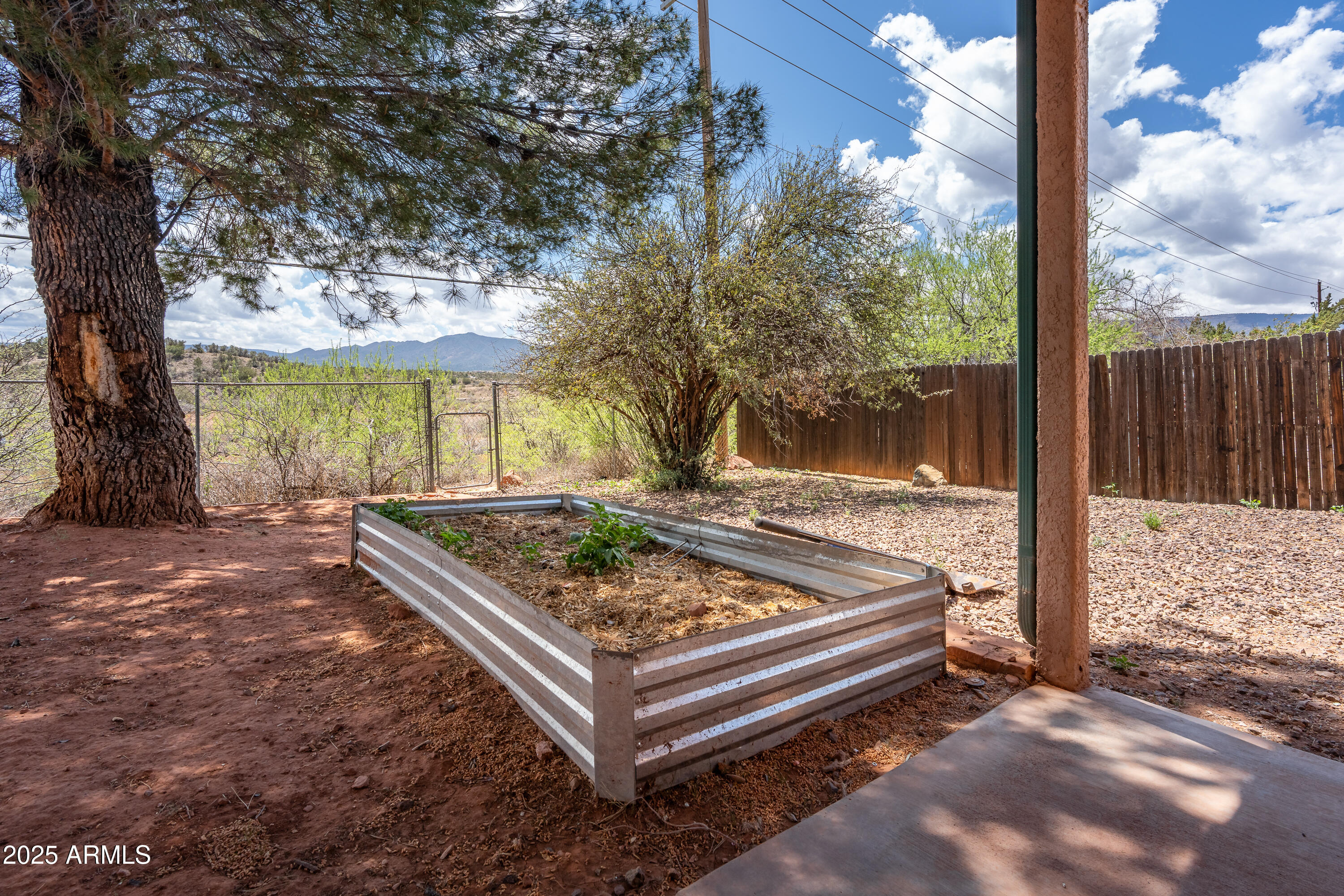 Cottonwood, Arizona 86326, United States, 3 Bedrooms Bedrooms, ,2 BathroomsBathrooms,Residential,Pending,182921