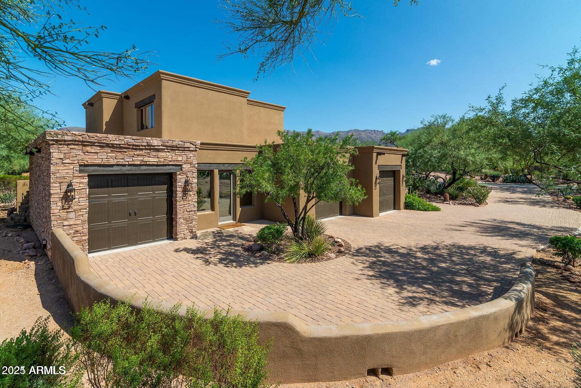 2466 S PINYON VILLAGE Drive