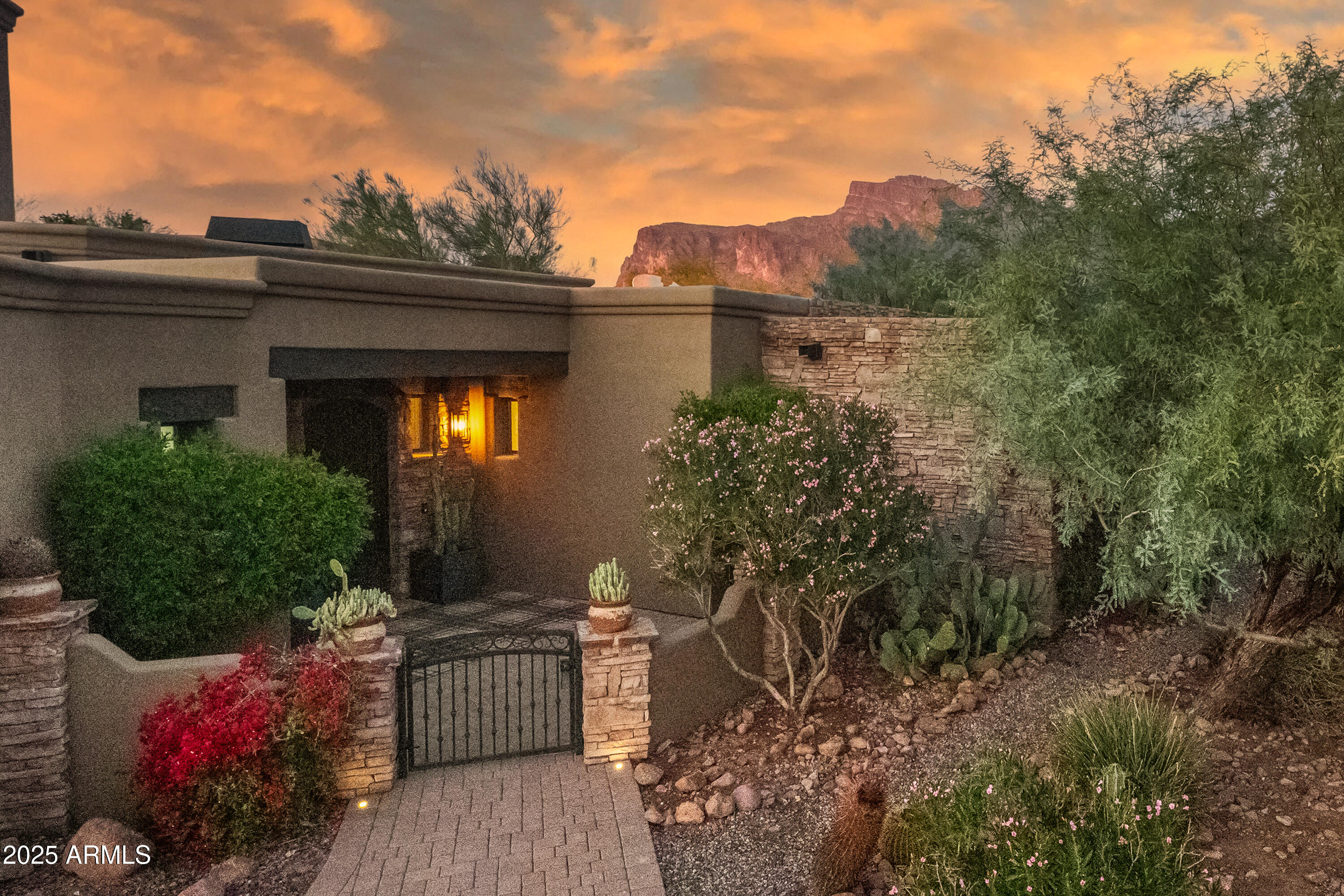 2466 S PINYON VILLAGE Drive