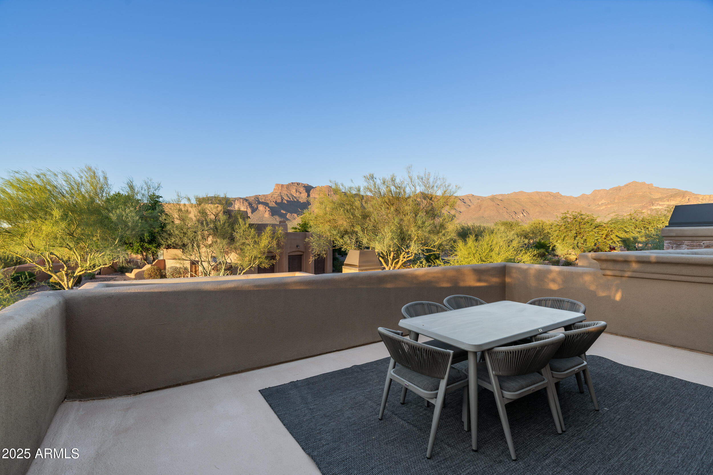 Superstition Mountain - Residential