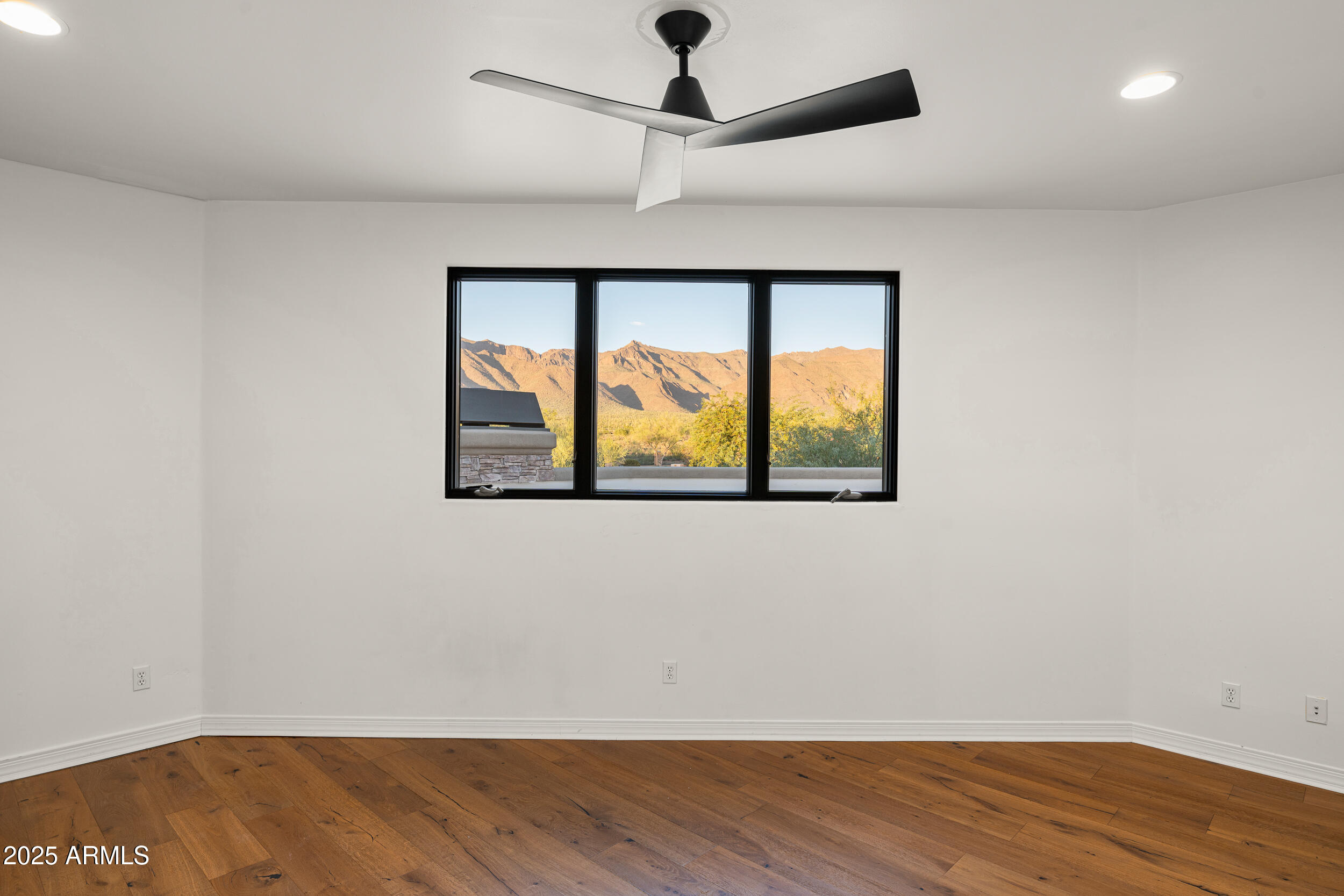 Superstition Mountain - Residential