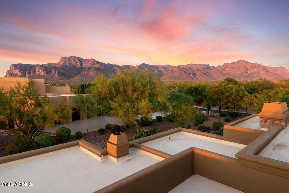 Superstition Mountain - Residential