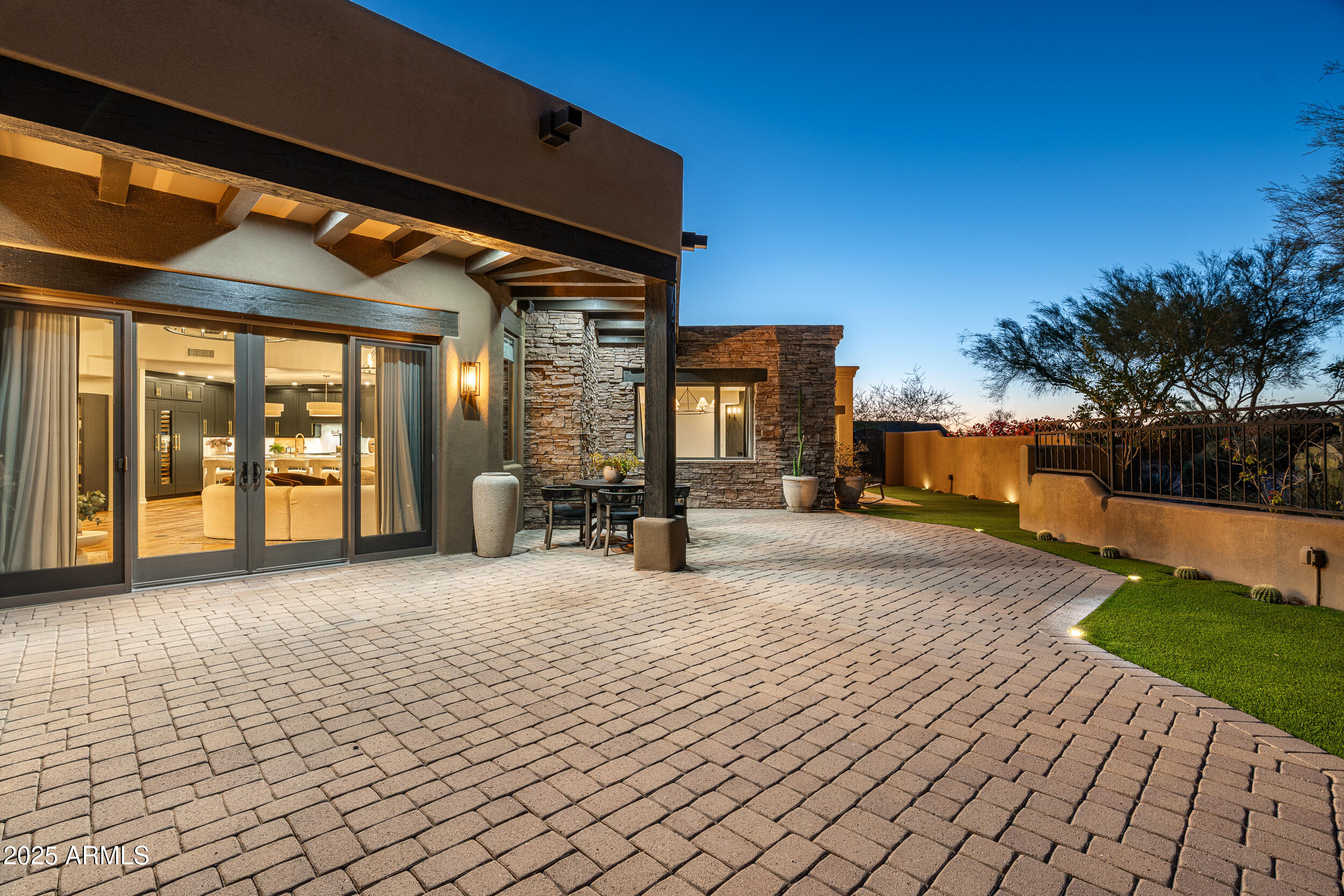 Superstition Mountain - Residential