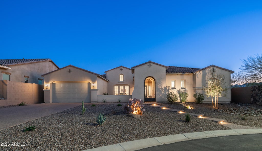 Photo of 3617 W Tanglewood Drive, Phoenix, AZ 85045 (MLS # 7093584)