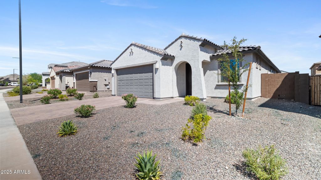 Photo of 19842 W Badgett Lane, Litchfield Park, AZ 85340 (MLS # 6894960)