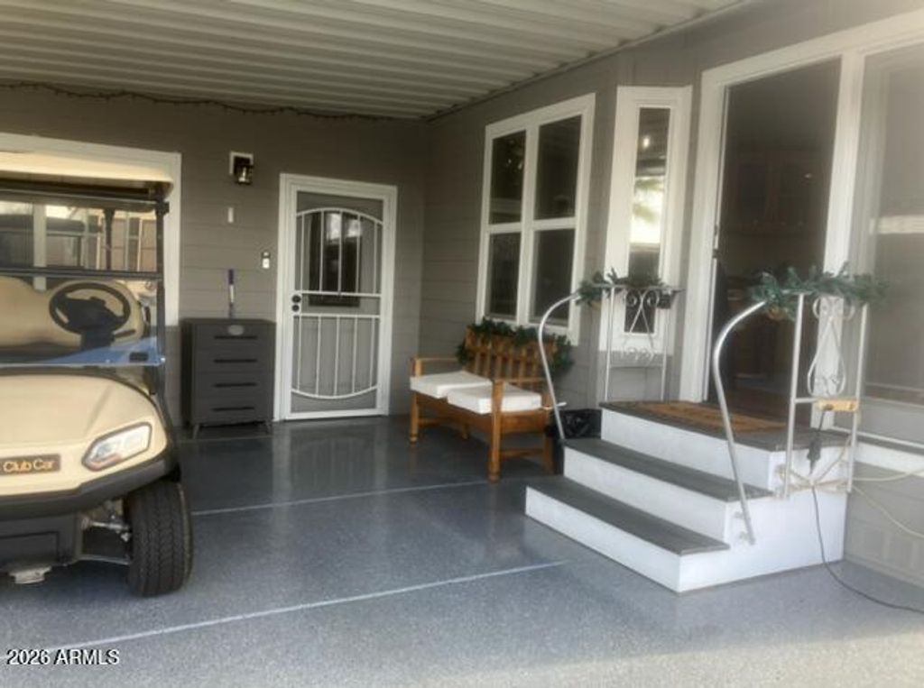 Photo of 400 N Plaza Drive #8, Apache Junction, AZ 85120 (MLS # 6965657)