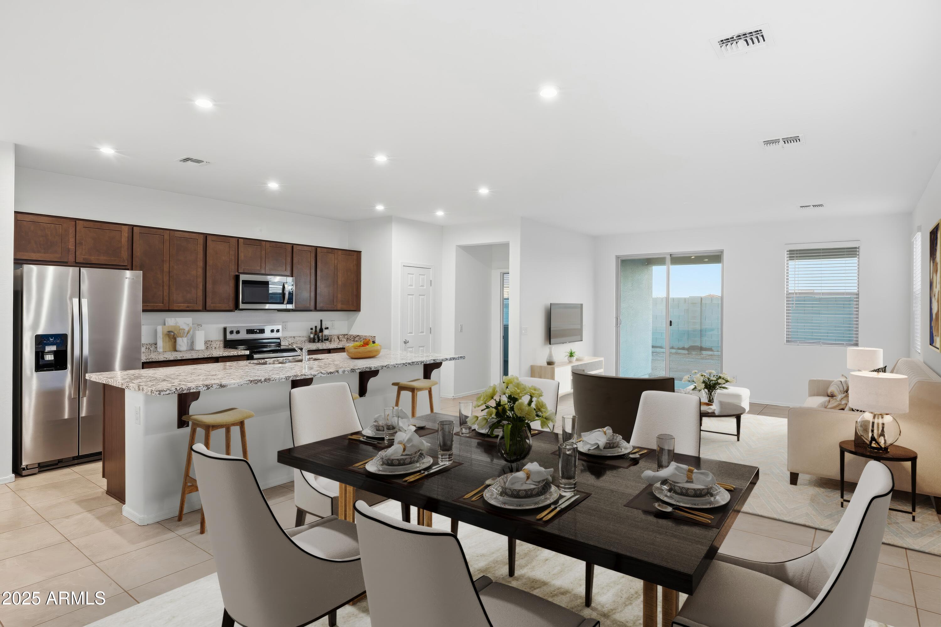 37520 W Patterson Street