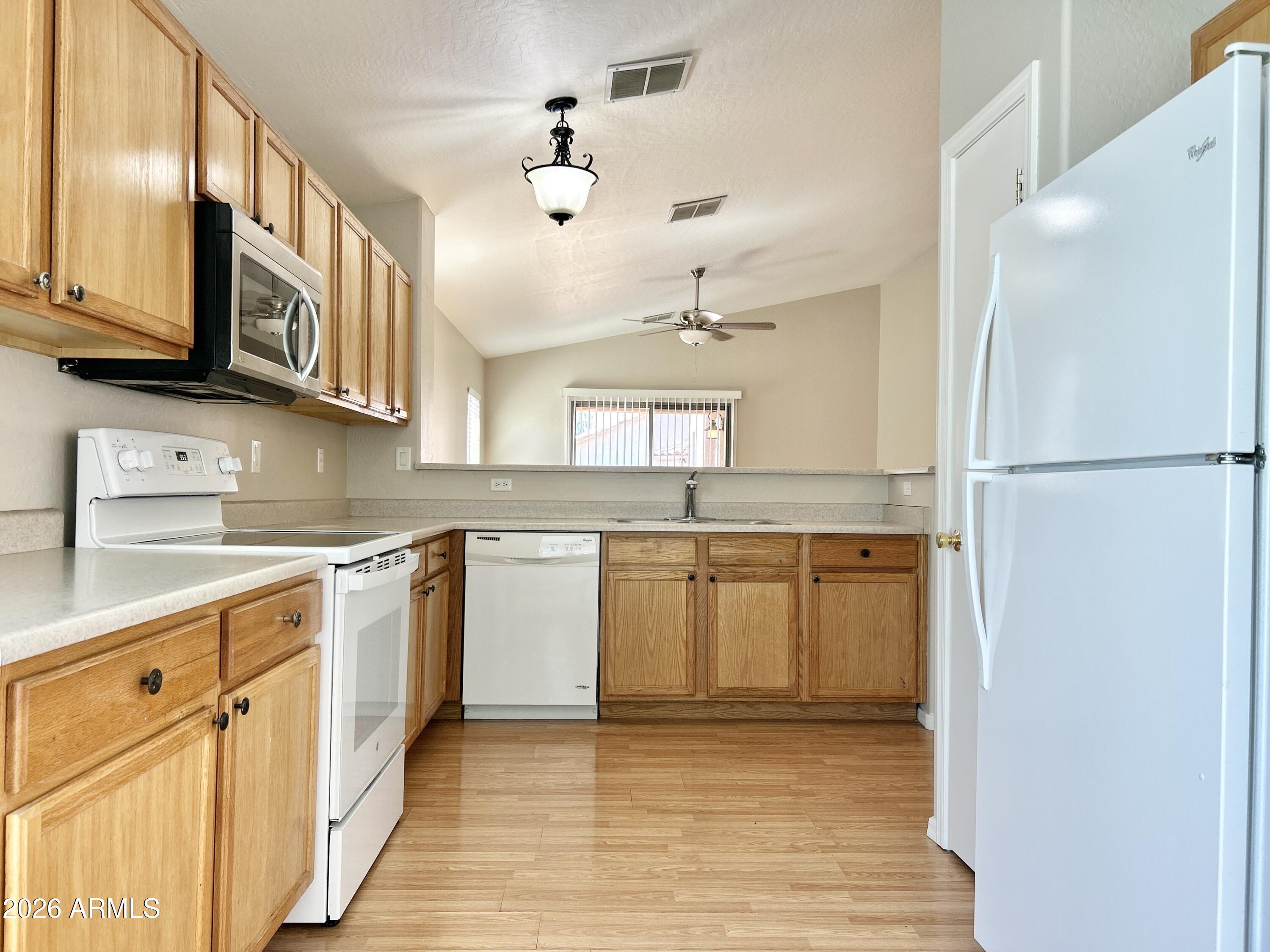 3162 W SUNSHINE BUTTE Drive