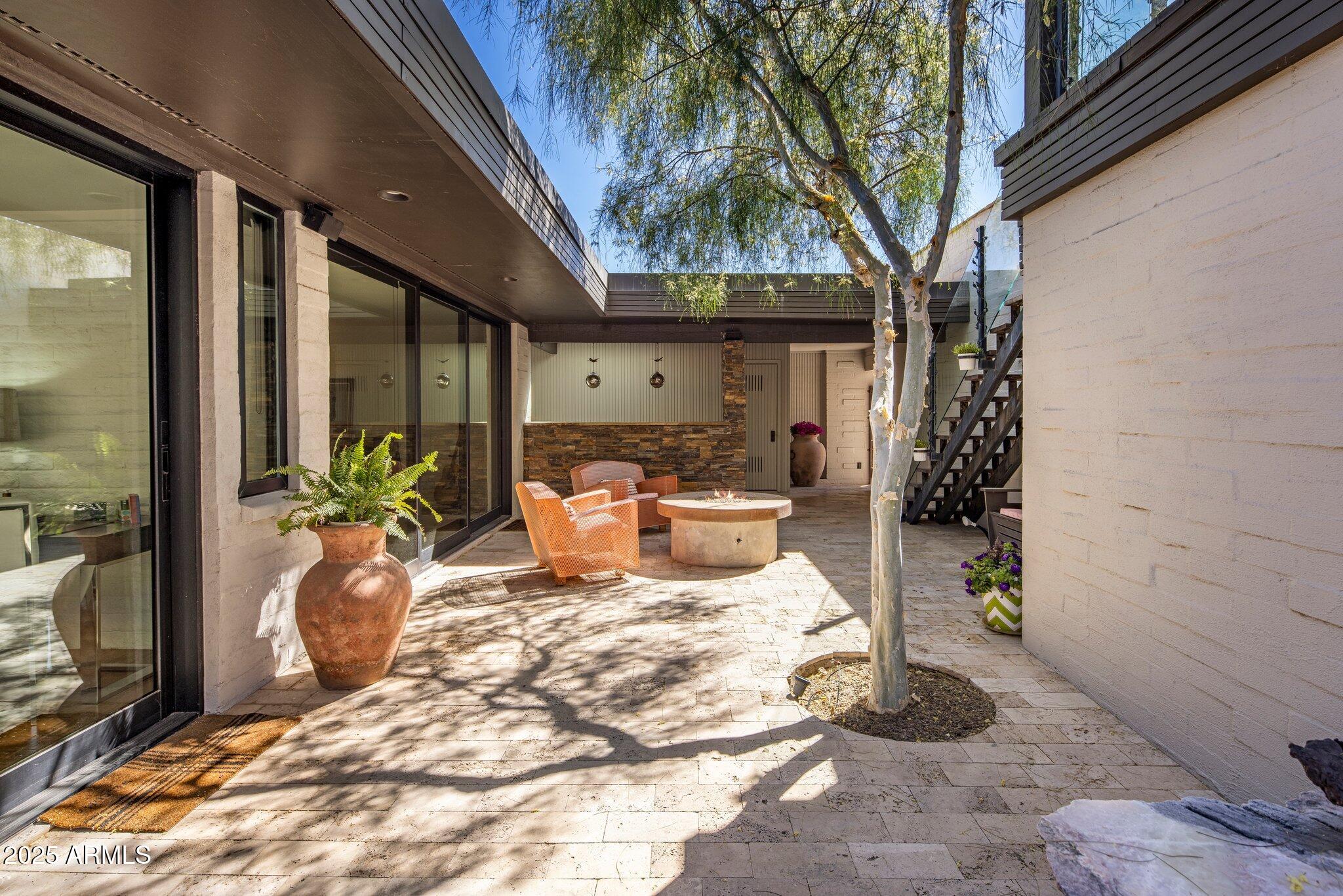 5434 E Lincoln Drive 78