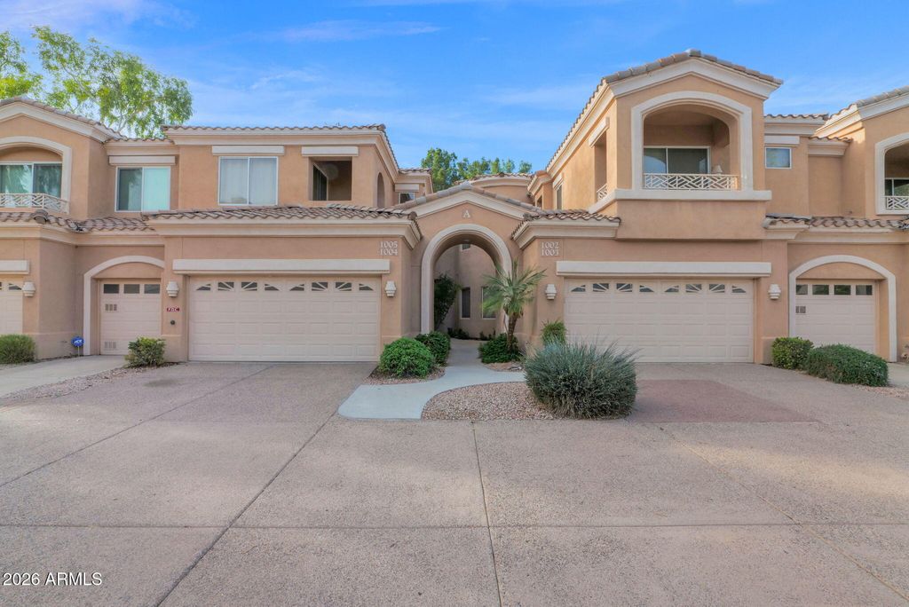 Photo of 3800 S Cantabria Circle #1004, Chandler, AZ 85248 (MLS # 6965488)
