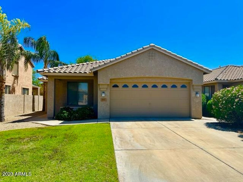 Photo of 857 E Cathy Drive, Gilbert, AZ 85296 (MLS # 6975050)
