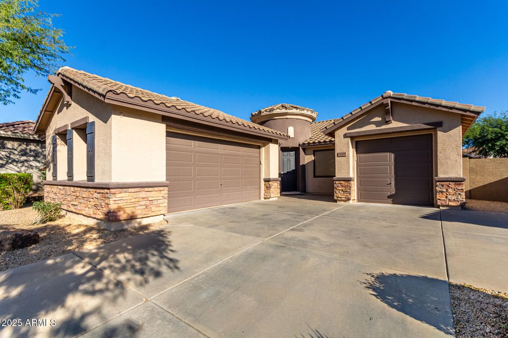 Photo of 39709 N Lost Legend Drive, Anthem, AZ 85086 (MLS # 6937576)
