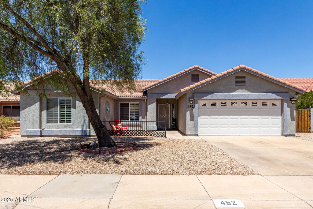 Photo of 452 E Dartmouth Drive, Casa Grande, AZ 85122 (MLS # 6899957)
