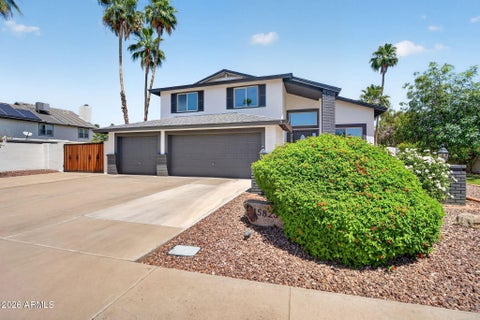 Photo of 15823 N 58th Place, Scottsdale, AZ 85254 (MLS # 7019828)