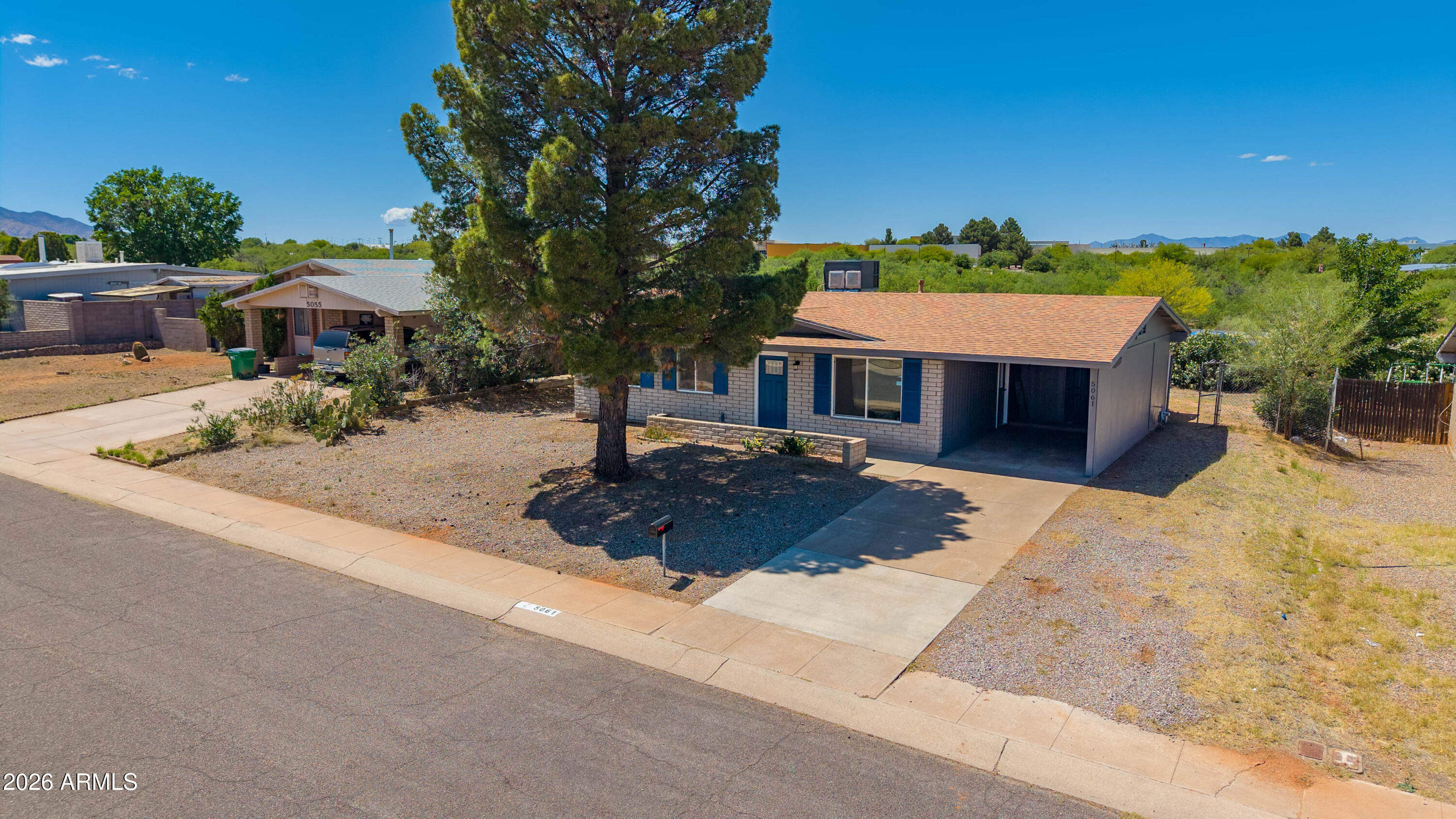 MONTEBELLO - Residential