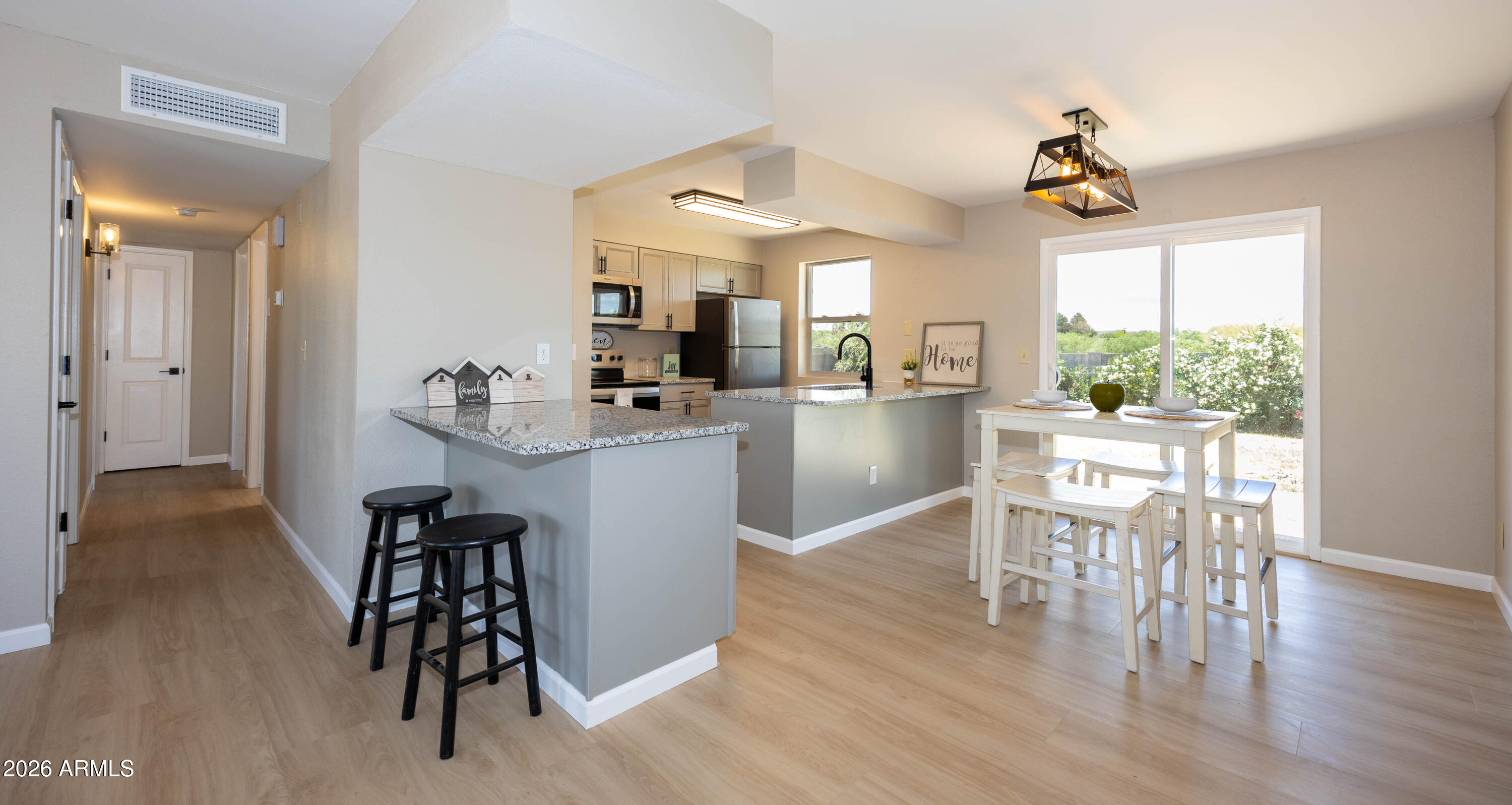 MONTEBELLO - Residential