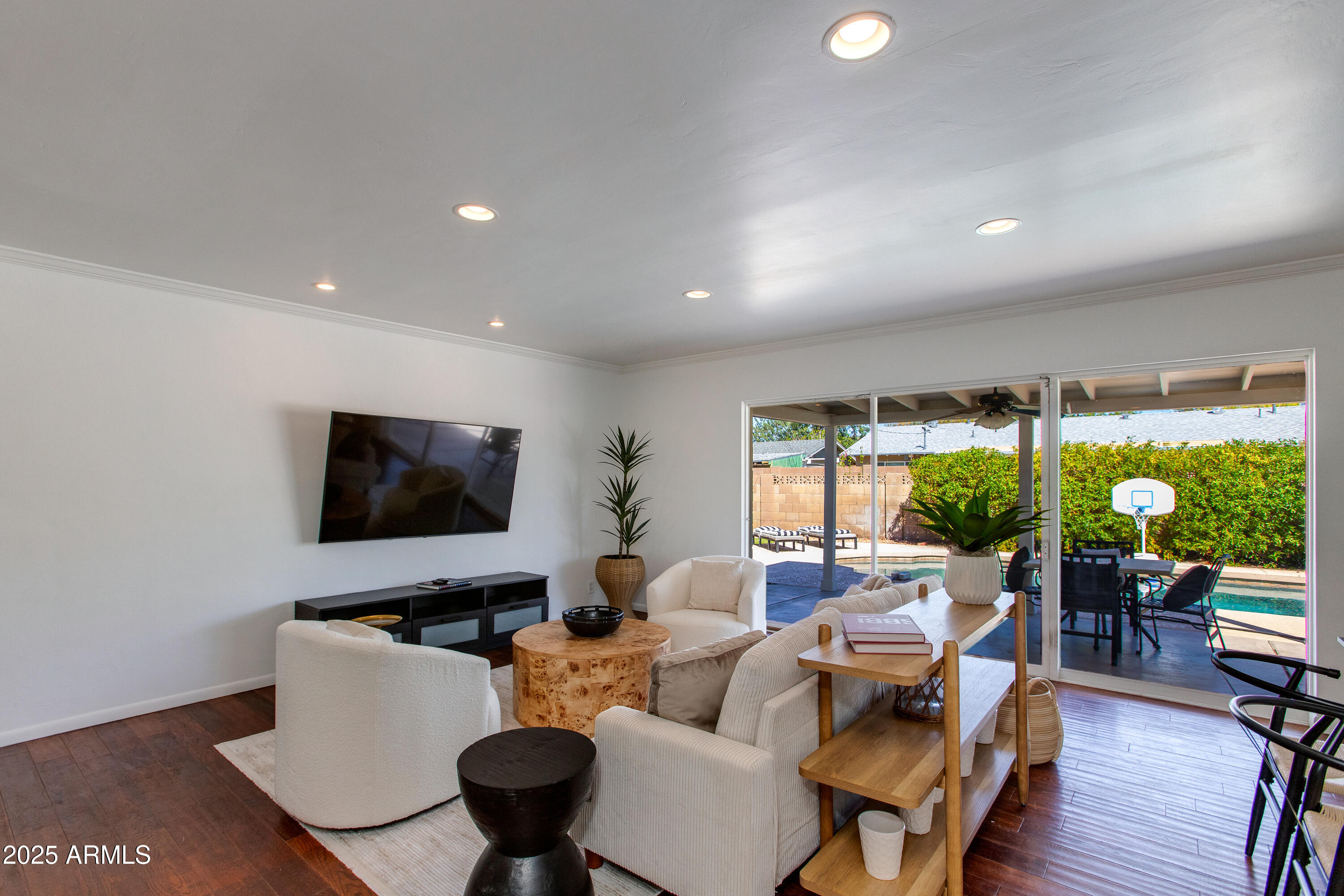 5110 E VERDE Lane