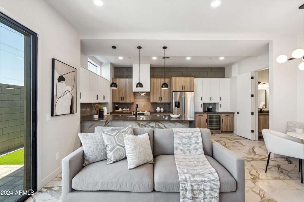 Photo of 377 E Windsor Avenue #13, Phoenix, AZ 85004 (MLS # 6923042)