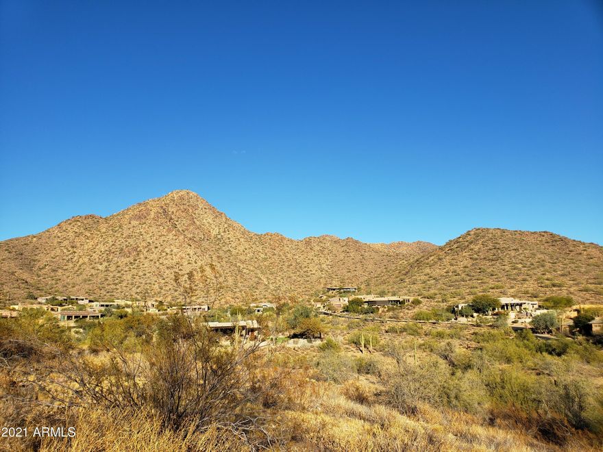 10+ Acres in the Heart of Scottsdale! 
This Estate lot feels like 10+ acres due to adjacent open space and common area.  

This hidden gem is just minutes from the Mayo clinic, schools, all amenities and the 101 freeway.  

Yet you're totally secluded in the mountains with Privacy, Wildlife and Fantastic Views of the mountains, city and city lights.

Guard-gated.

Information contained herein is believed accurate.  Nevertheless, Buyer or Buyer's Agent must separately verify all info Buyer considers pertinent to the purchase decision.

Floor plan for a 6,000sf custom home designed for this estate lot is separately available.