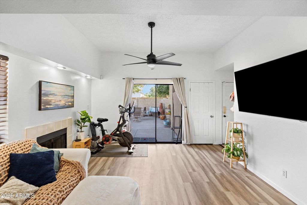 Photo of 1430 W La Jolla Drive, Tempe, AZ 85282 (MLS # 6947307)