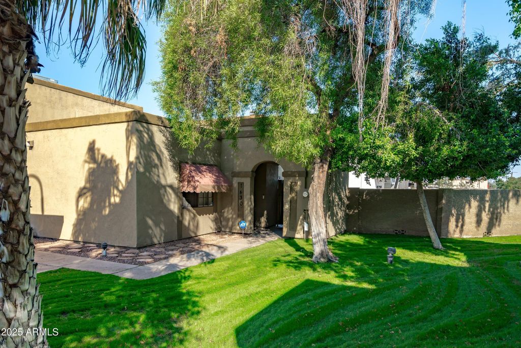 Photo of 1430 W La Jolla Drive, Tempe, AZ 85282 (MLS # 6947307)