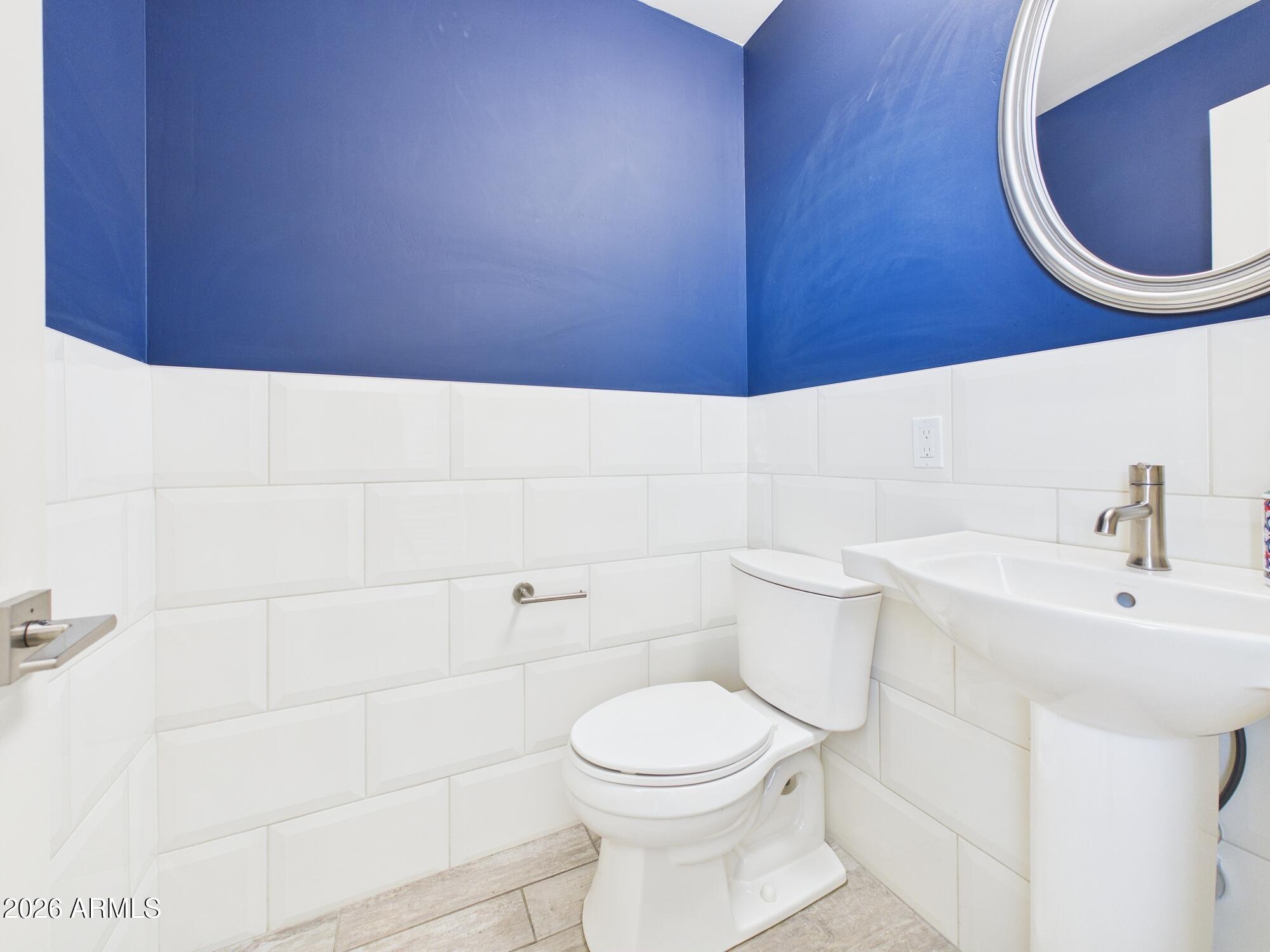 4816 N WOODMERE FAIRWAY -- 1005