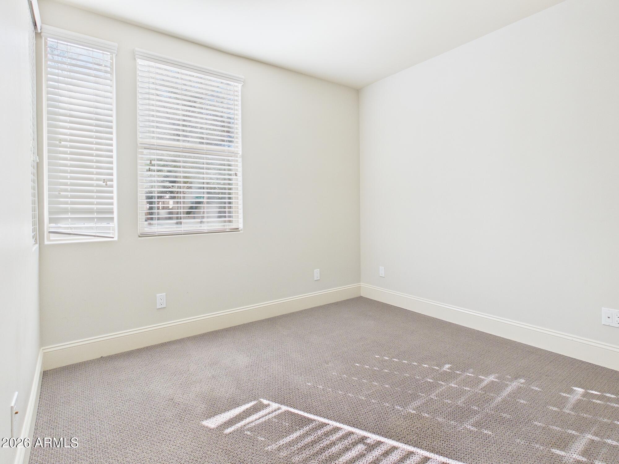 4816 N WOODMERE FAIRWAY -- 1005