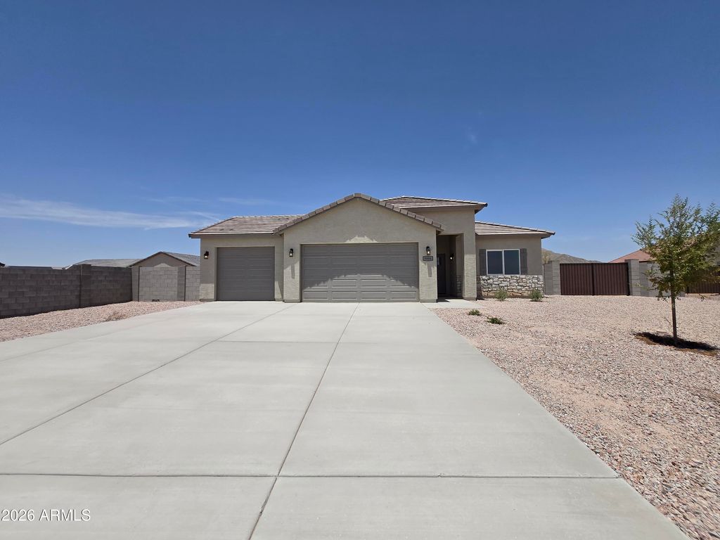 Photo of 9745 W Appaloosa Trail, Casa Grande, AZ 85194 (MLS # 7051958)