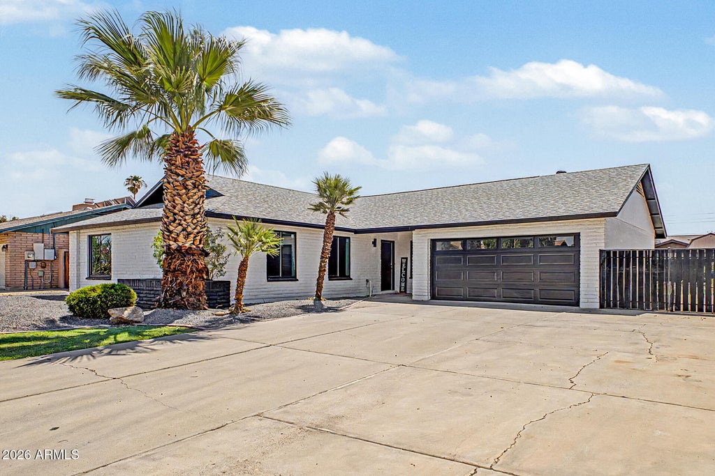Photo of 3109 W Beck Lane, Phoenix, AZ 85053 (MLS # 7072015)