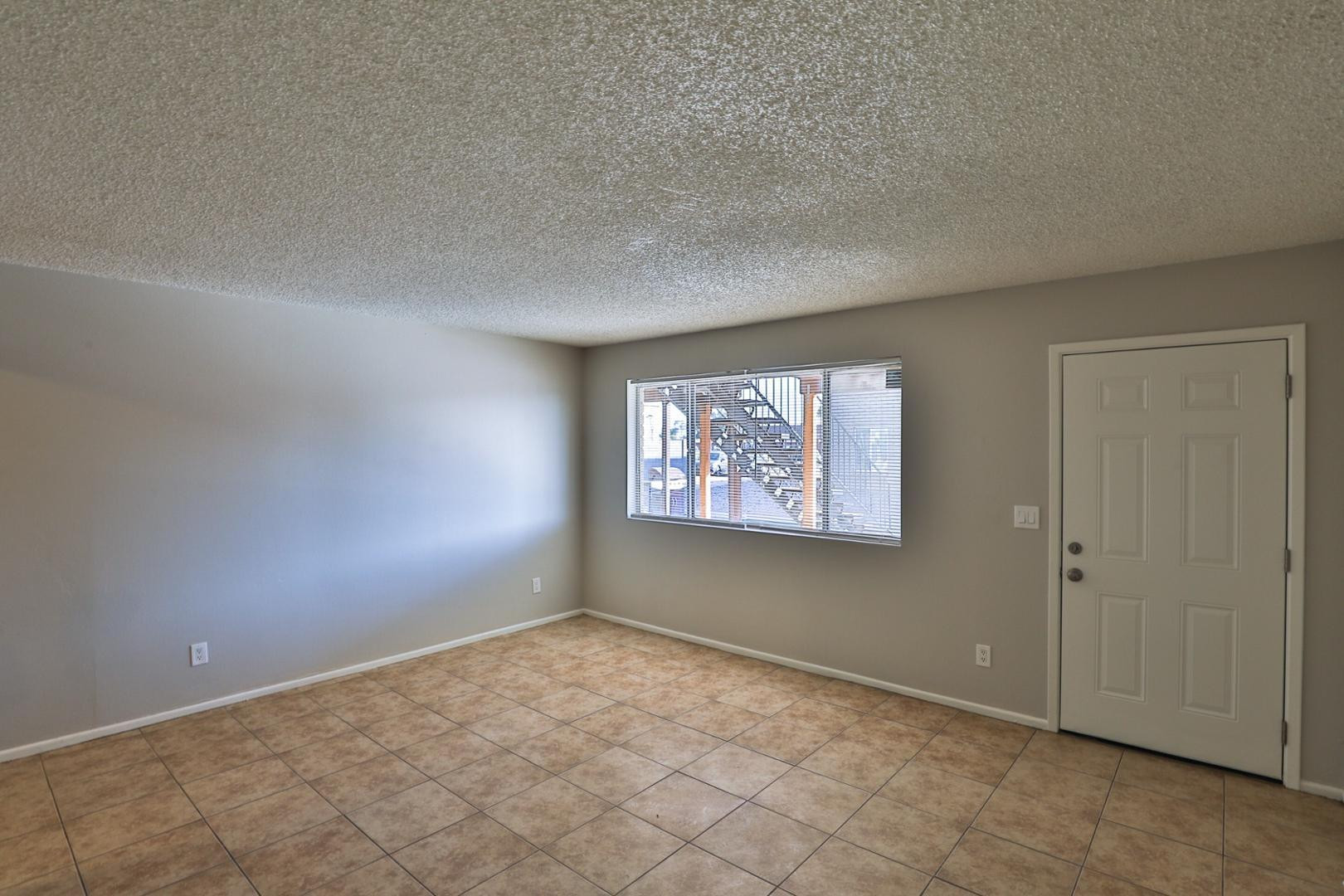 859 W Ray Road Apt 3