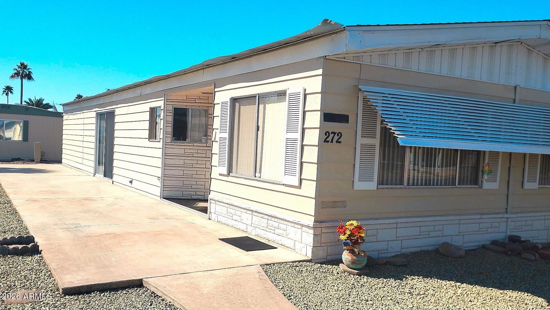 3104 E BROADWAY Road 272