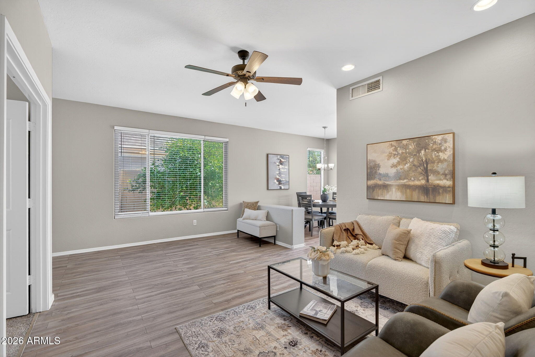 3351 E CLIFTON Avenue