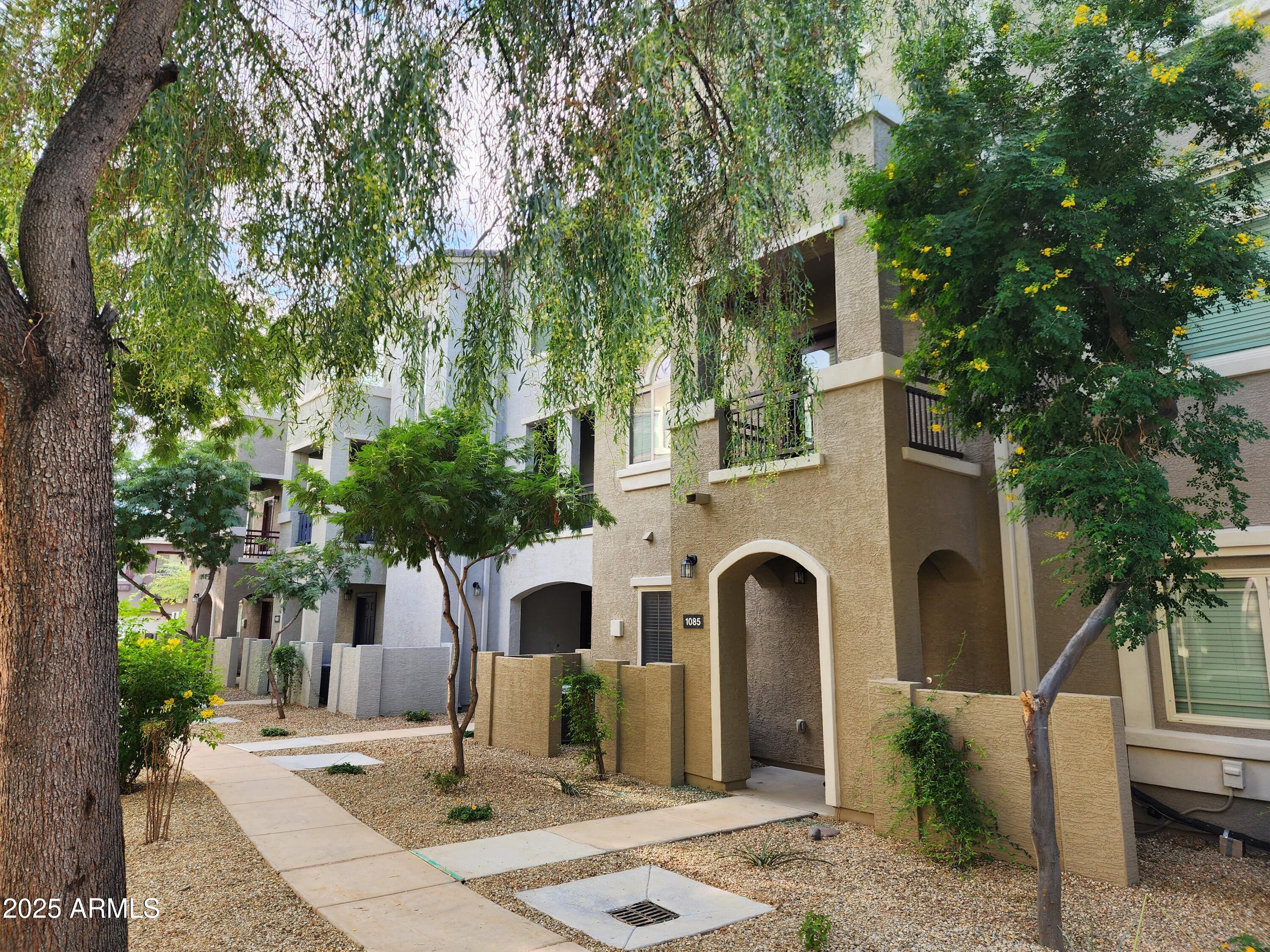 2150 W ALAMEDA Road 1085