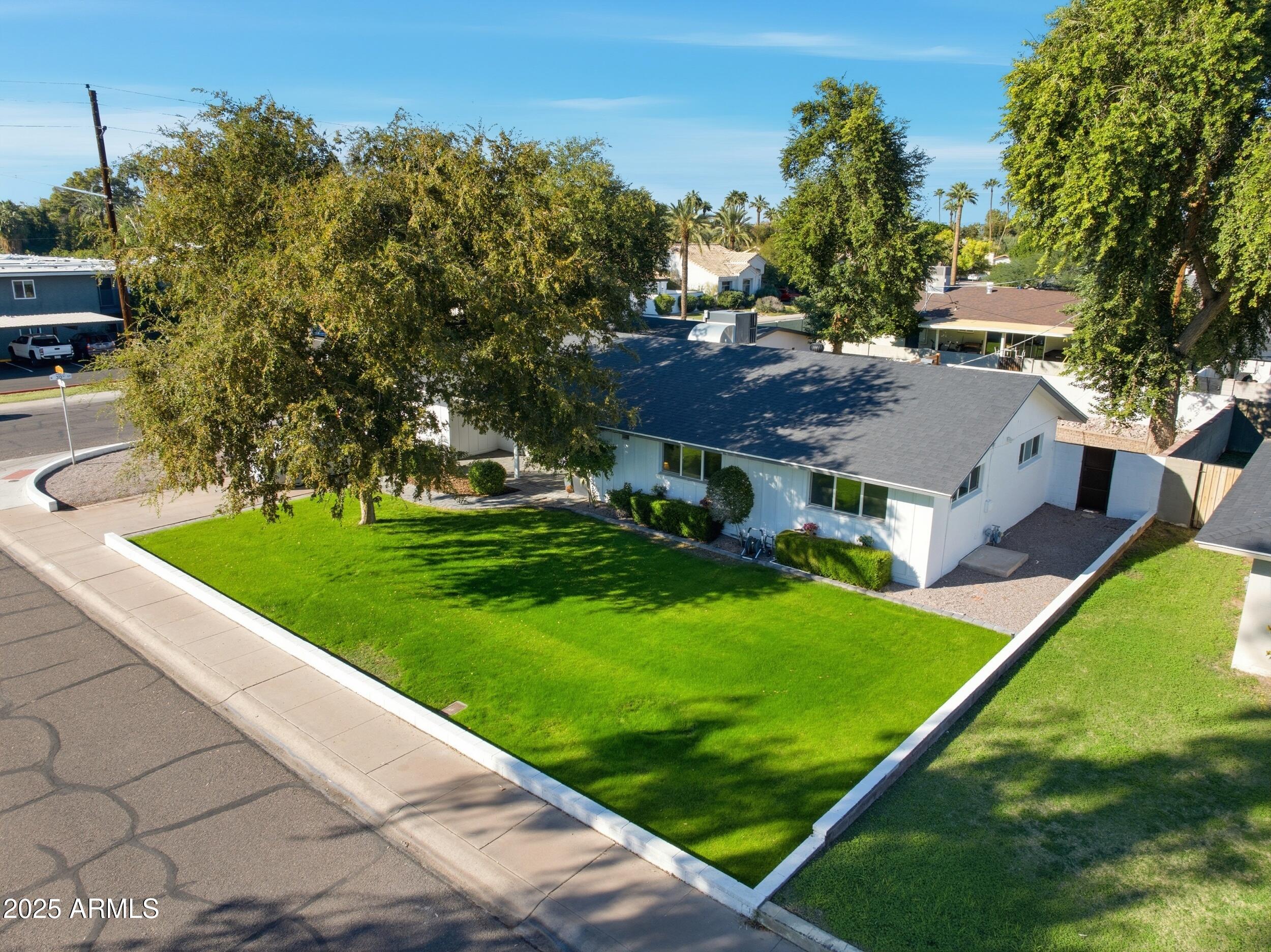 3002 E Mitchell Drive