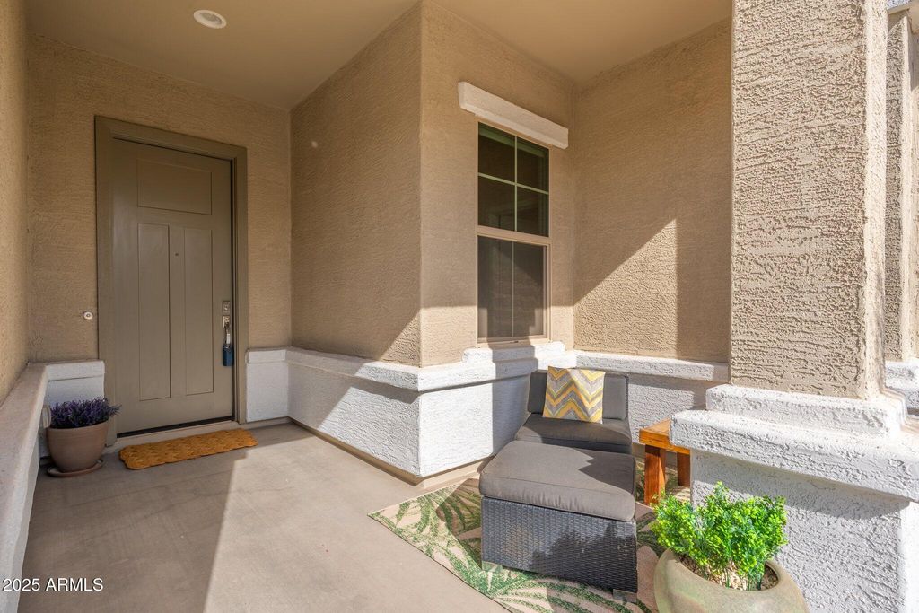 Photo of 21062 E Via Del Sol, Queen Creek, AZ 85142 (MLS # 6937634)
