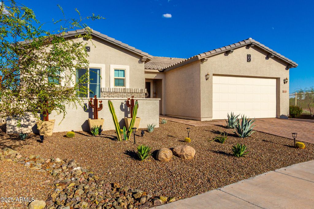 Photo of 16343 S 178th Drive, Goodyear, AZ 85338 (MLS # 6927638)