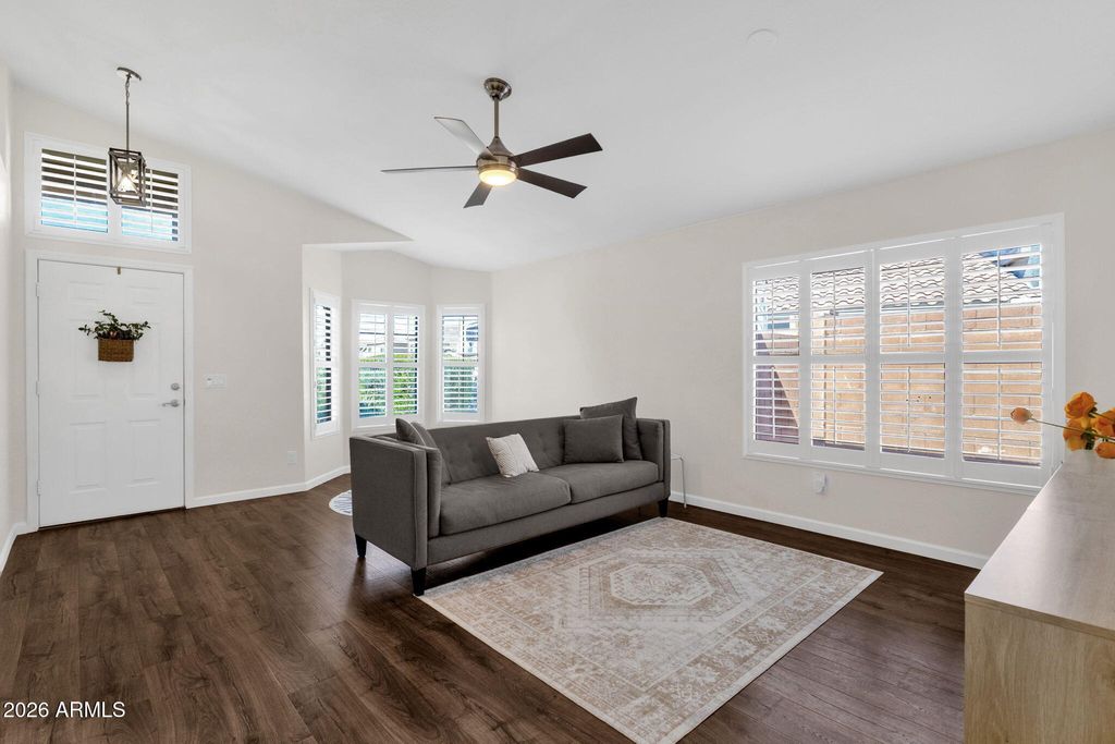 Photo of 973 N Sunnyvale Avenue, Gilbert, AZ 85234 (MLS # 6992427)