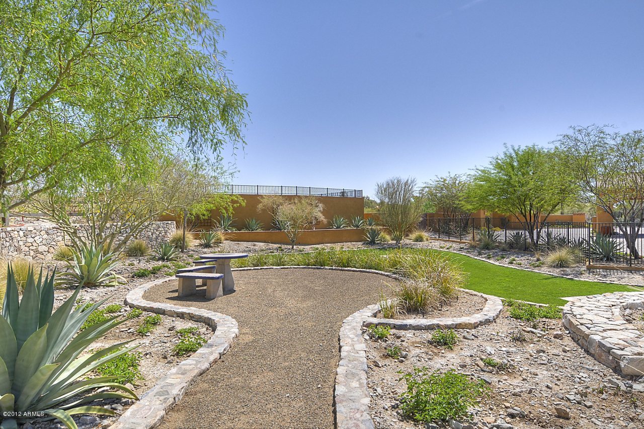 PARADISE RESERVE - Residential