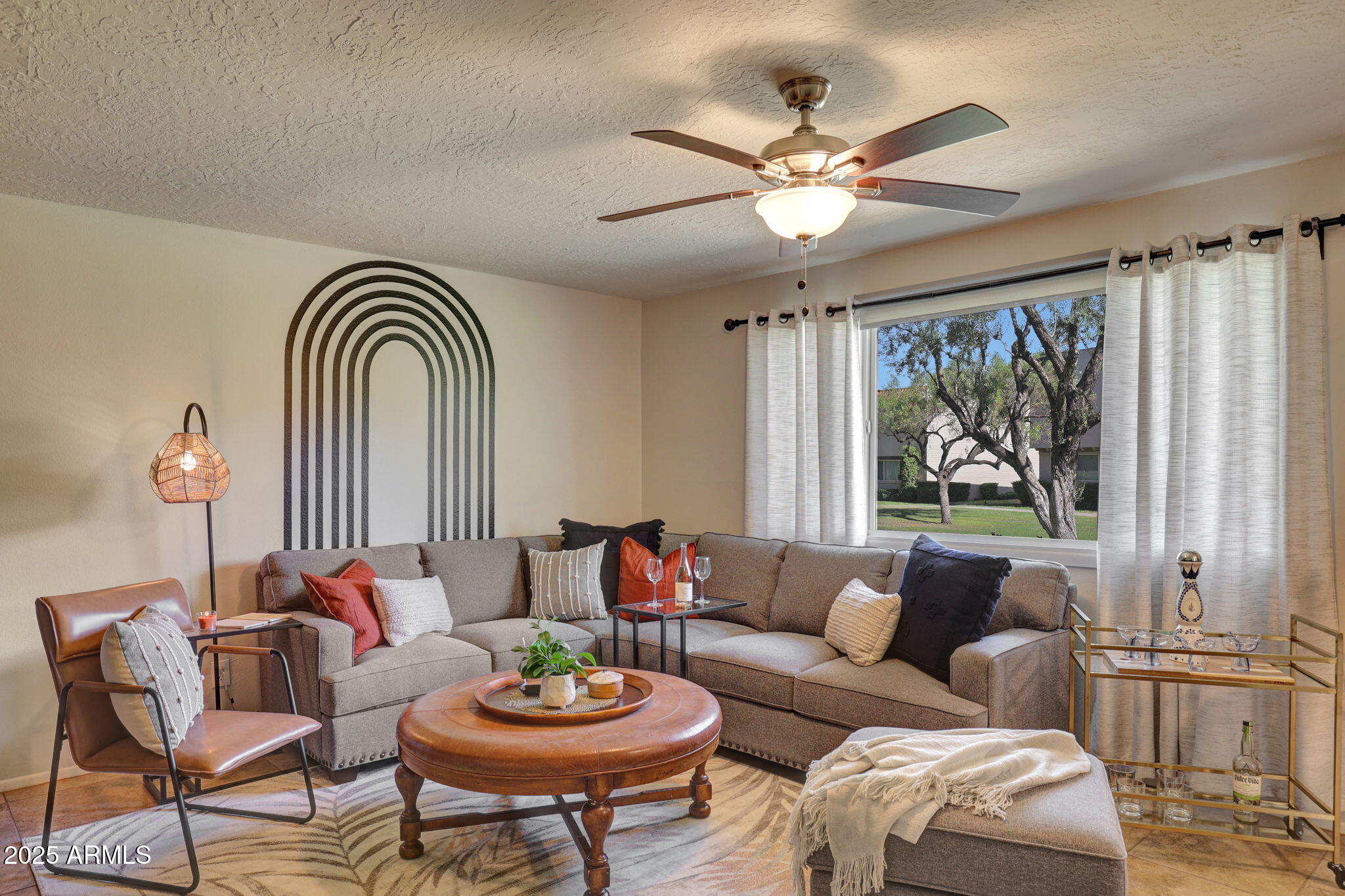 6833 E OSBORN Road E