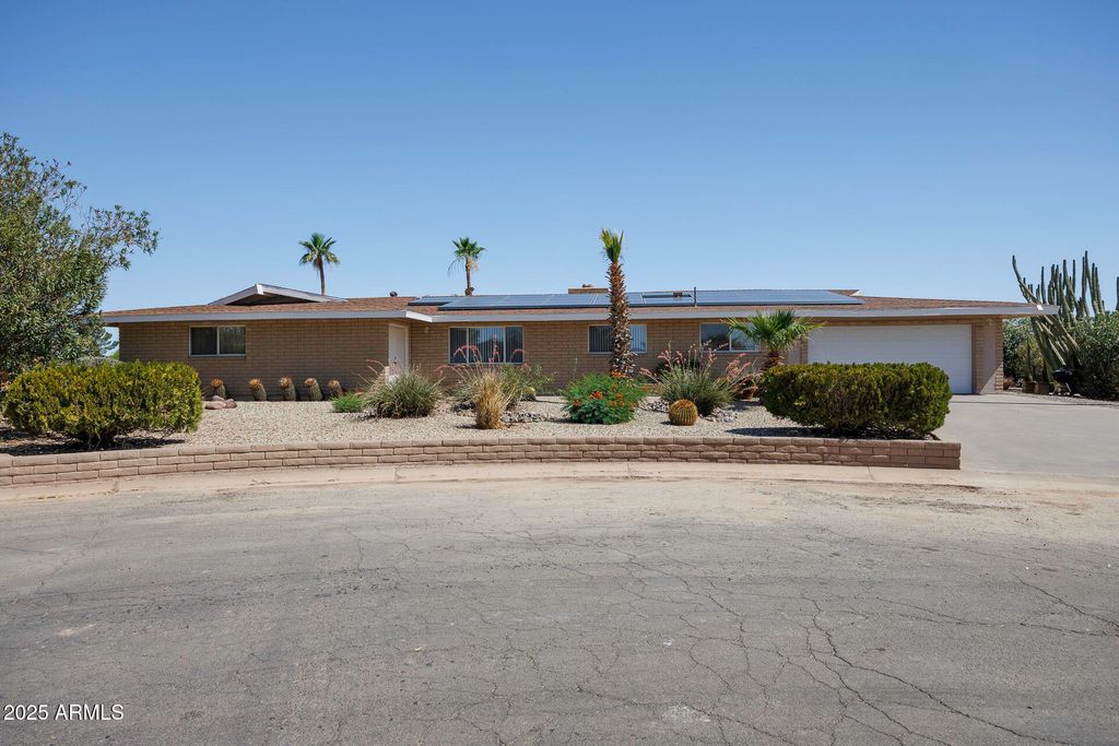 Photo of 14164 S Baniff Lane, Arizona City, AZ 85123 (MLS # 6883003)