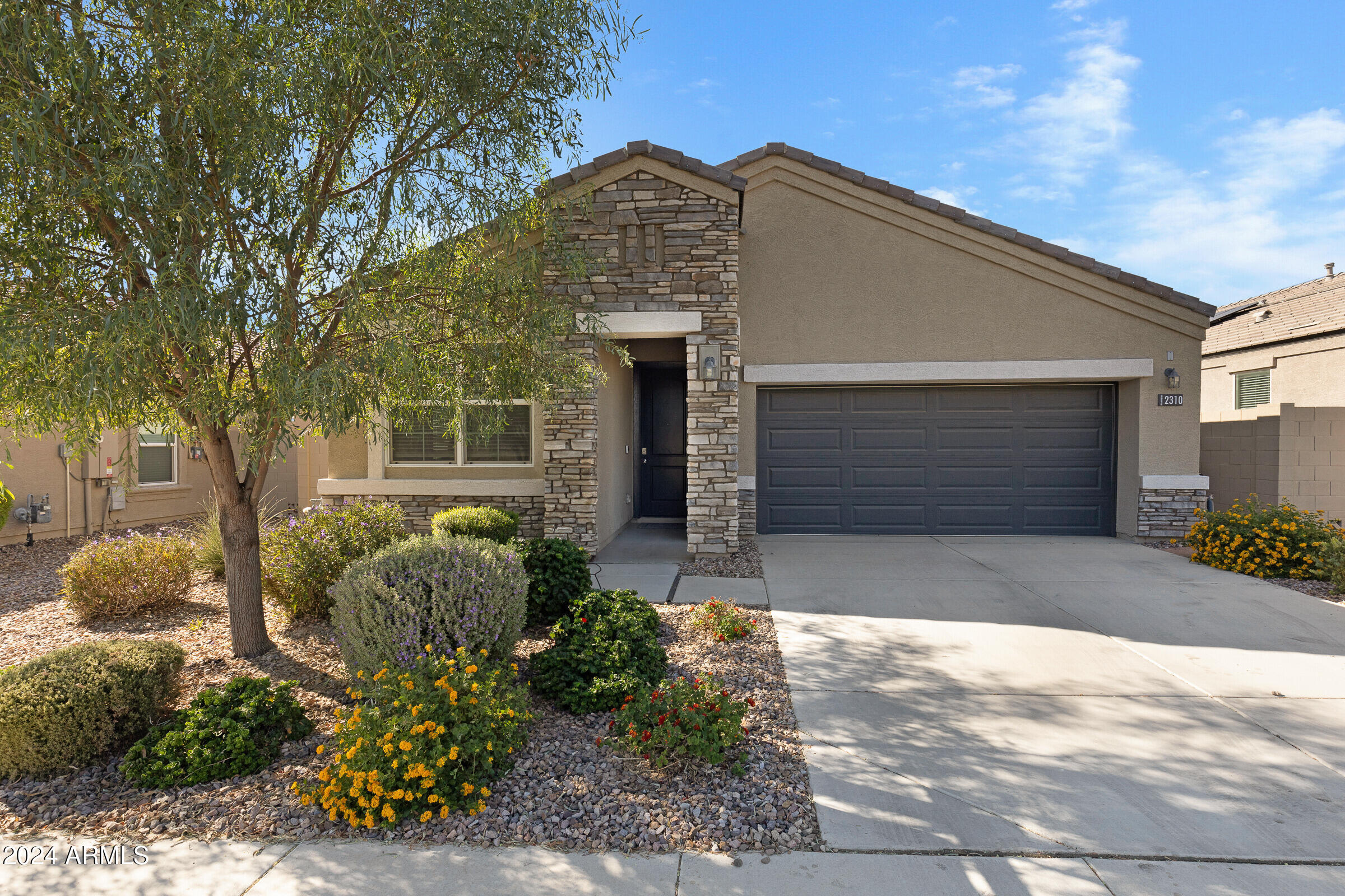 2310 N COMISKEY Drive