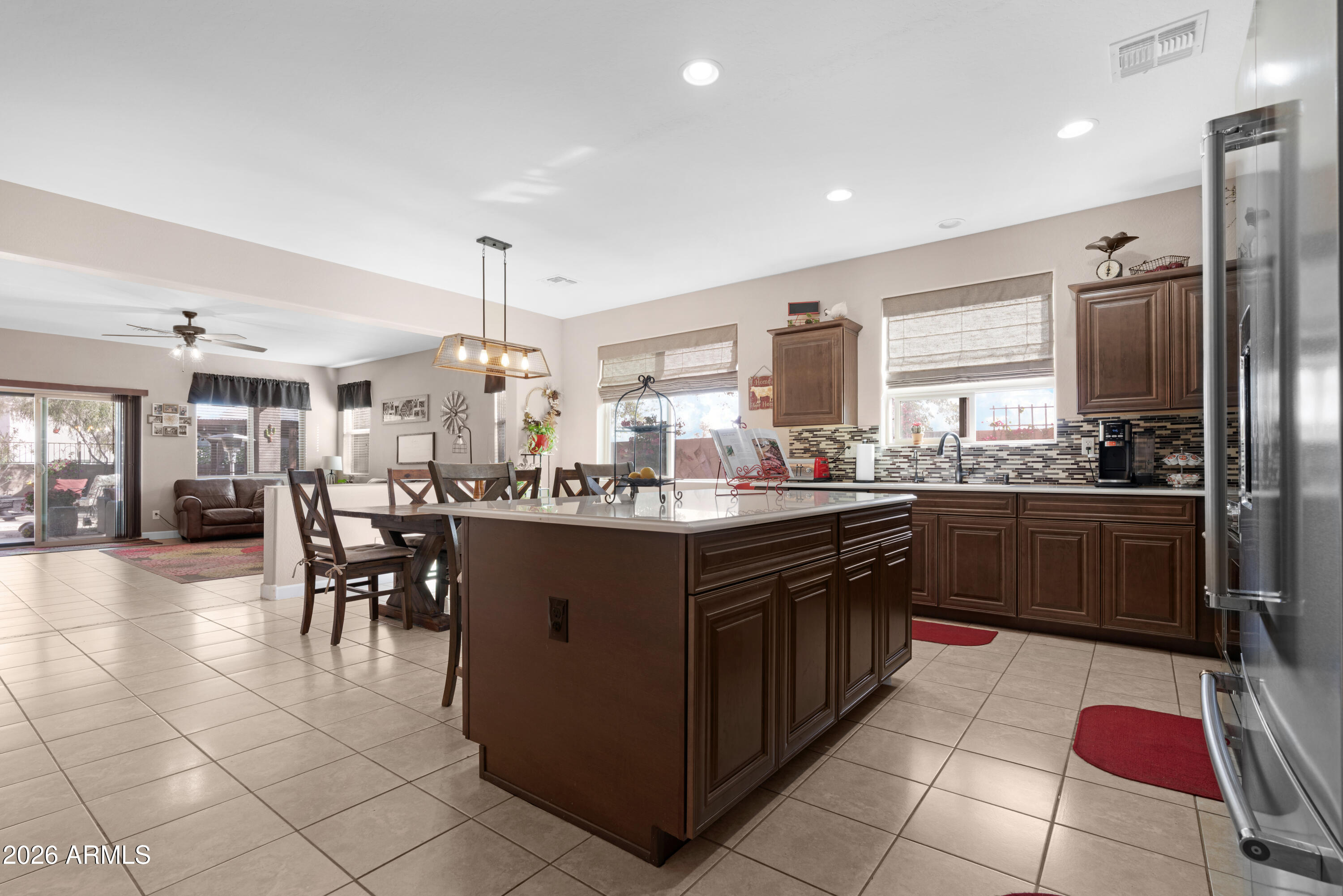 5806 E ARTEMIS Drive